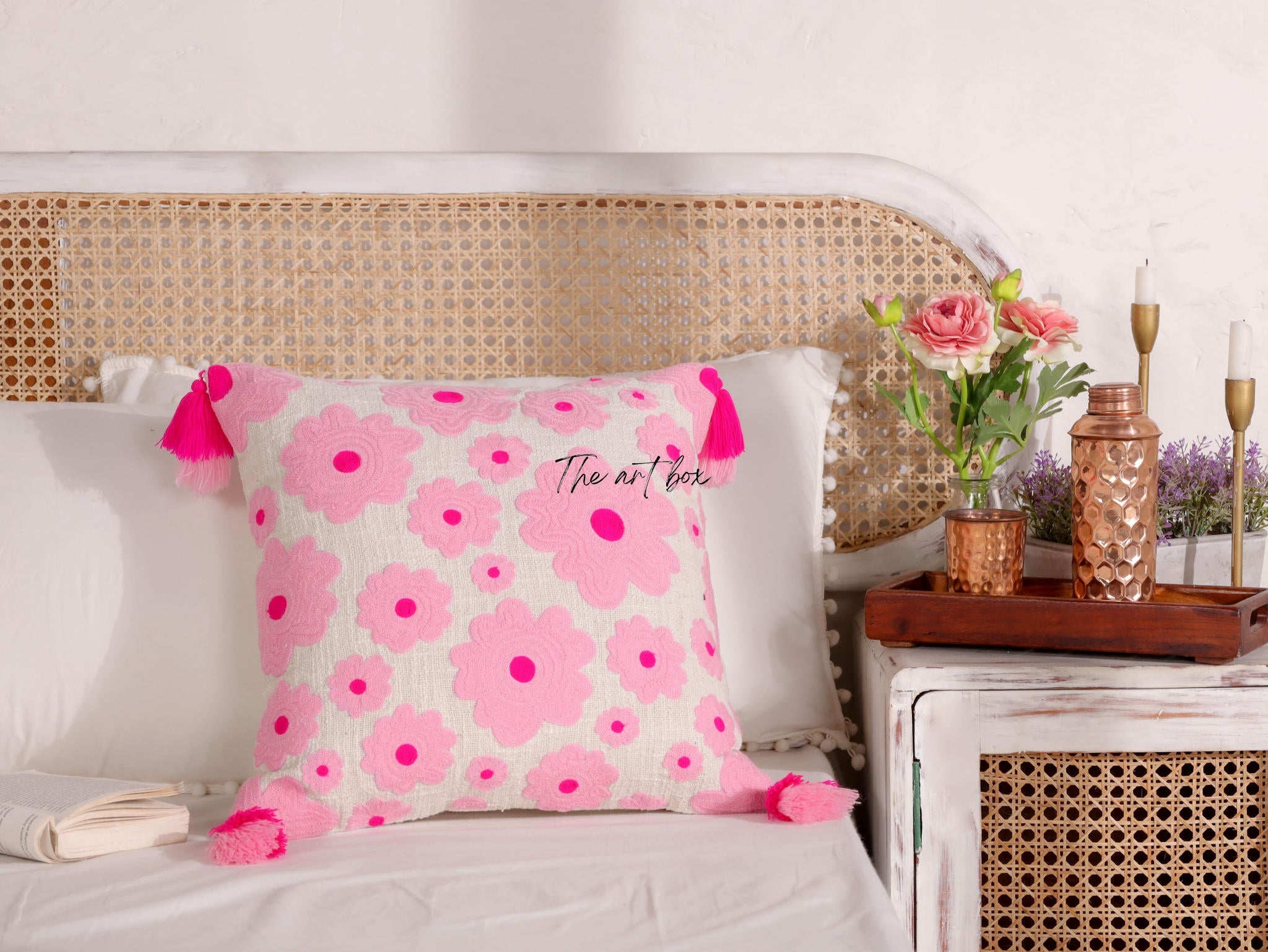Floral Embroidered Decorative Pillow Case - Elevate Your Decor With Elegance