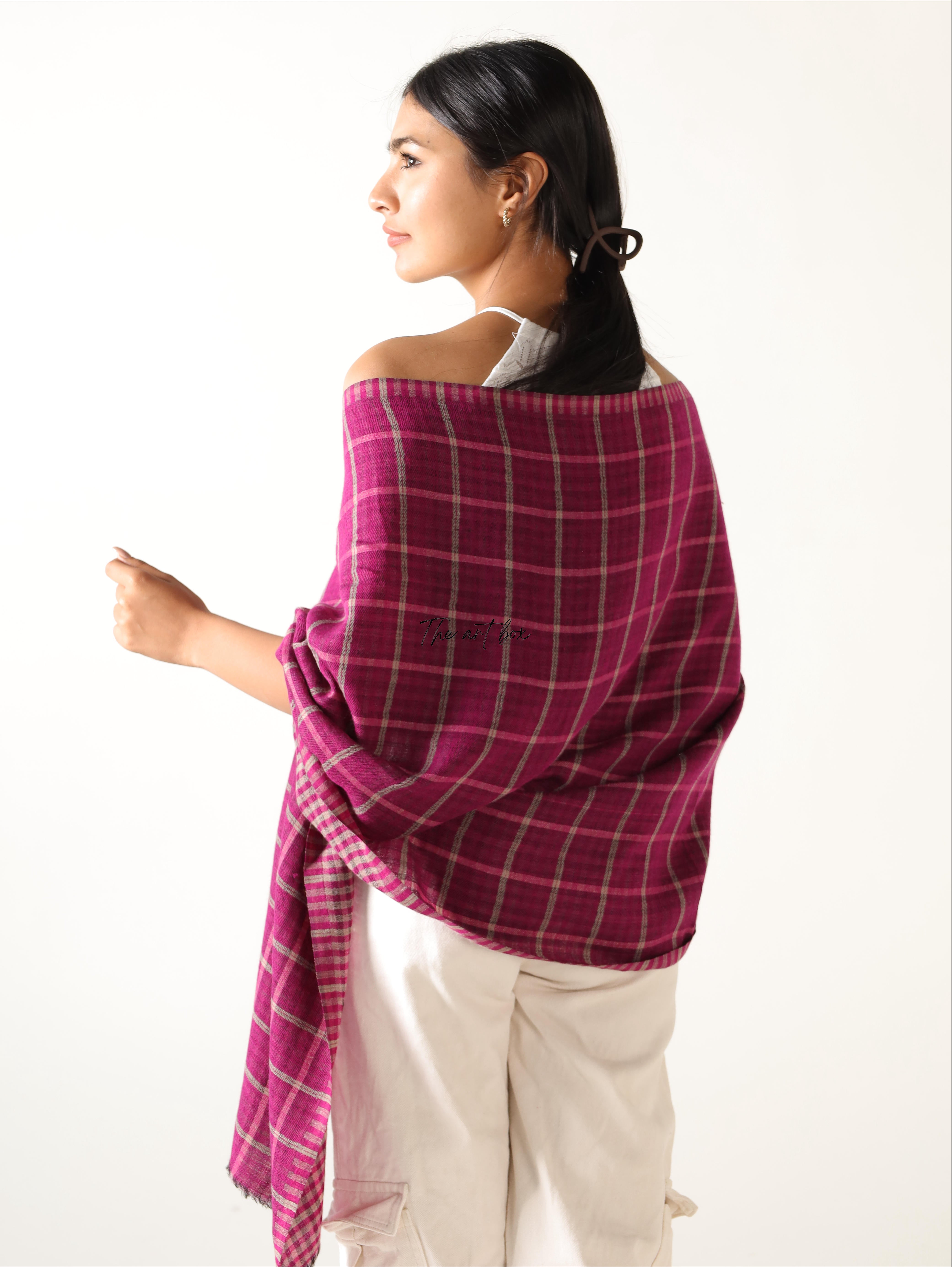 Lightweight Plaid Pashmina Scarf: Effortless Everyday Elegance