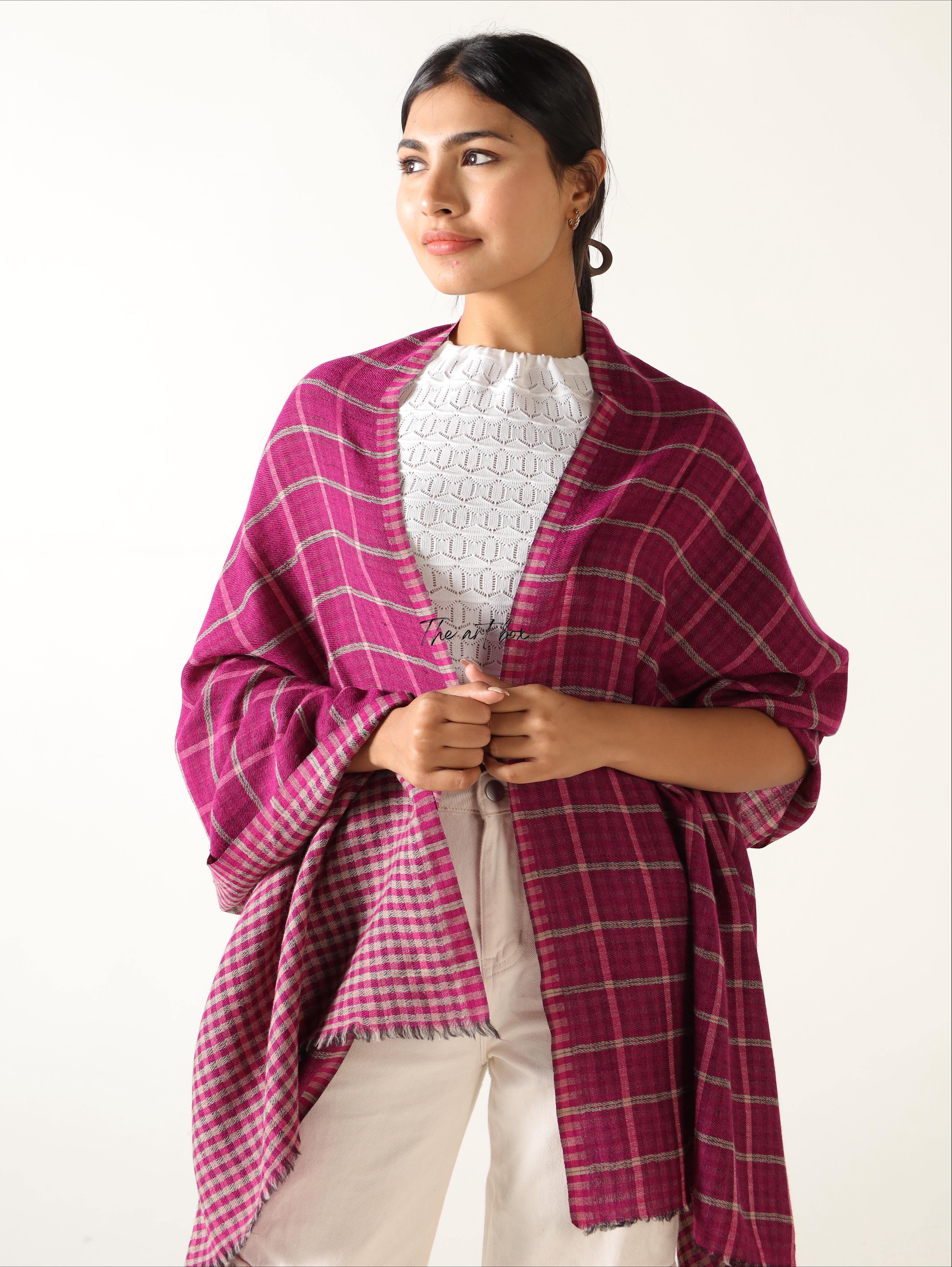 Lightweight Plaid Pashmina Scarf: Effortless Everyday Elegance