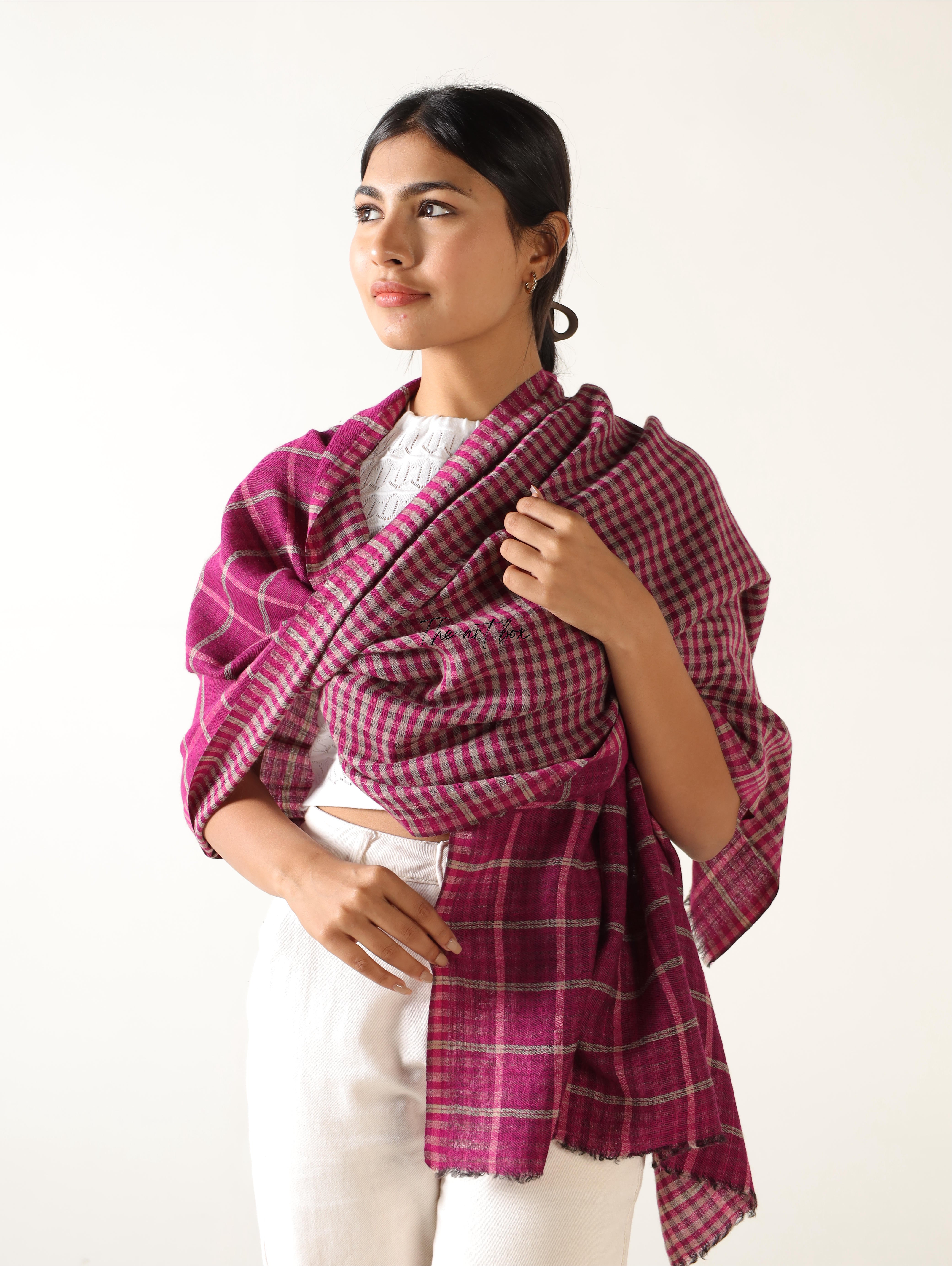 Lightweight Plaid Pashmina Scarf: Effortless Everyday Elegance