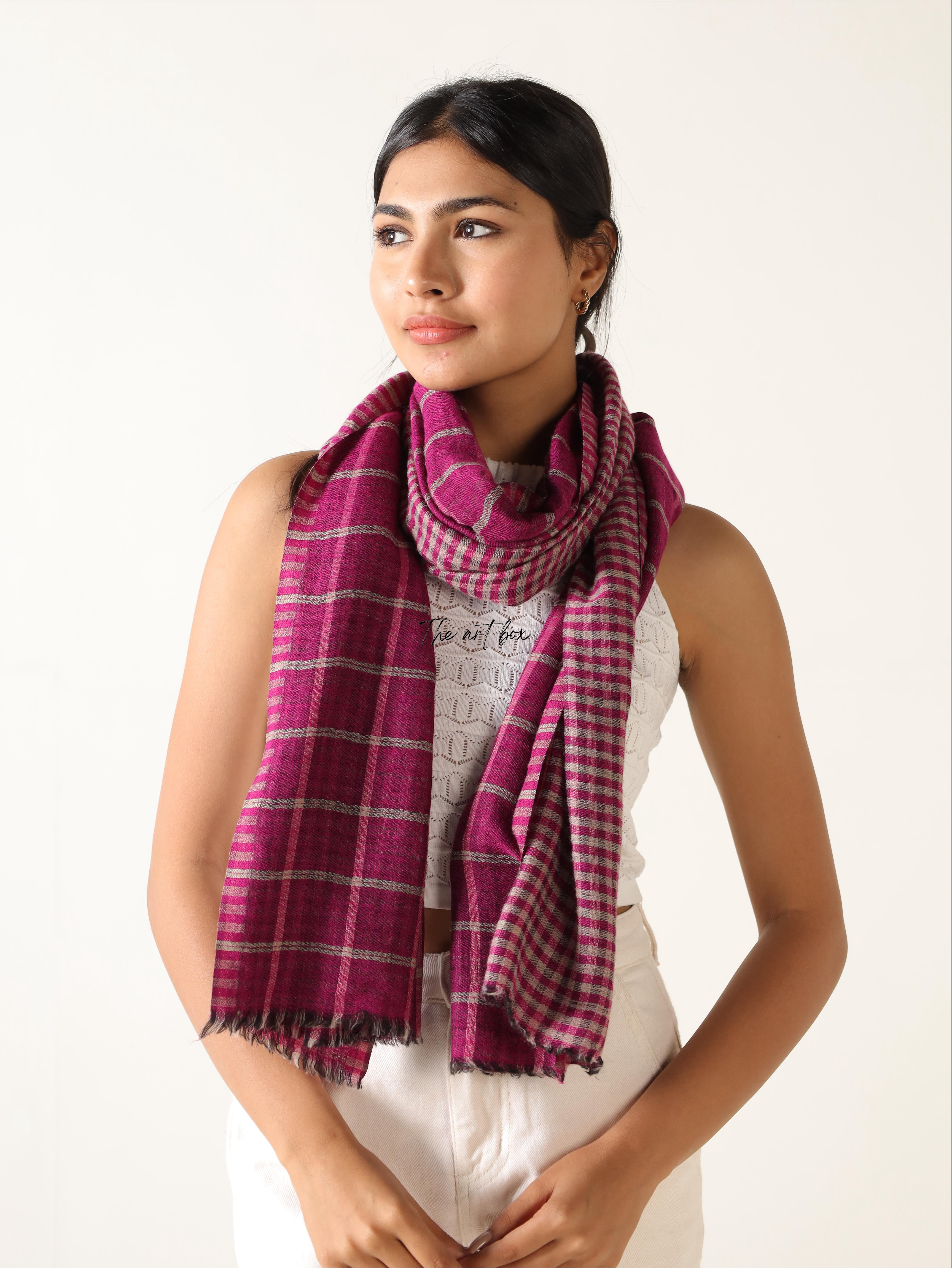 Lightweight Plaid Pashmina Scarf: Effortless Everyday Elegance