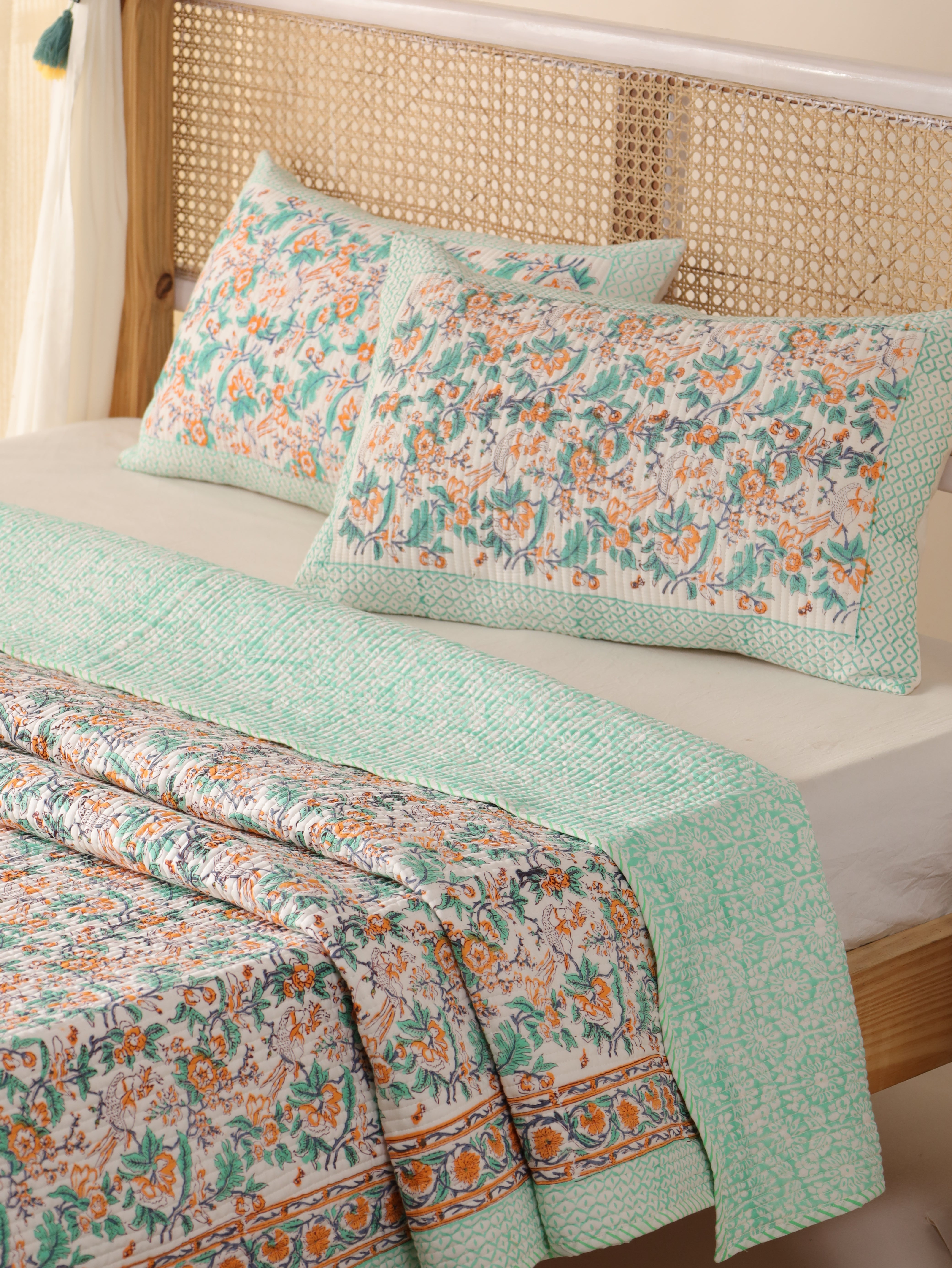 Hand Block Printed Kantha Quilt & Pillowcase Set - Queen Size, Cozy Throw Blanket