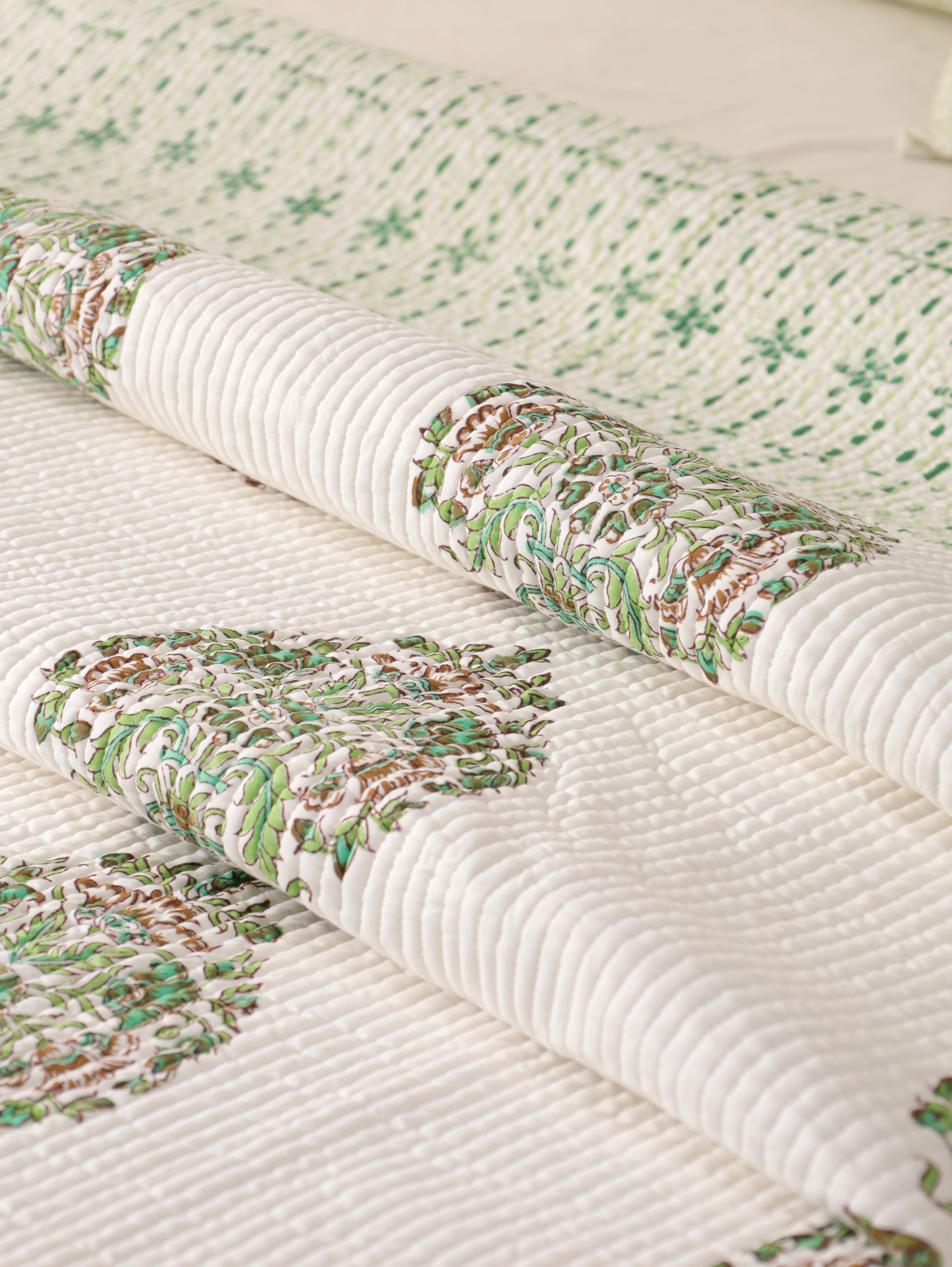 Hand Block Print Quilt Handmade floral 100% Cotton Quilted Cotton Blanket Handmade Blanket Throw Bedspread