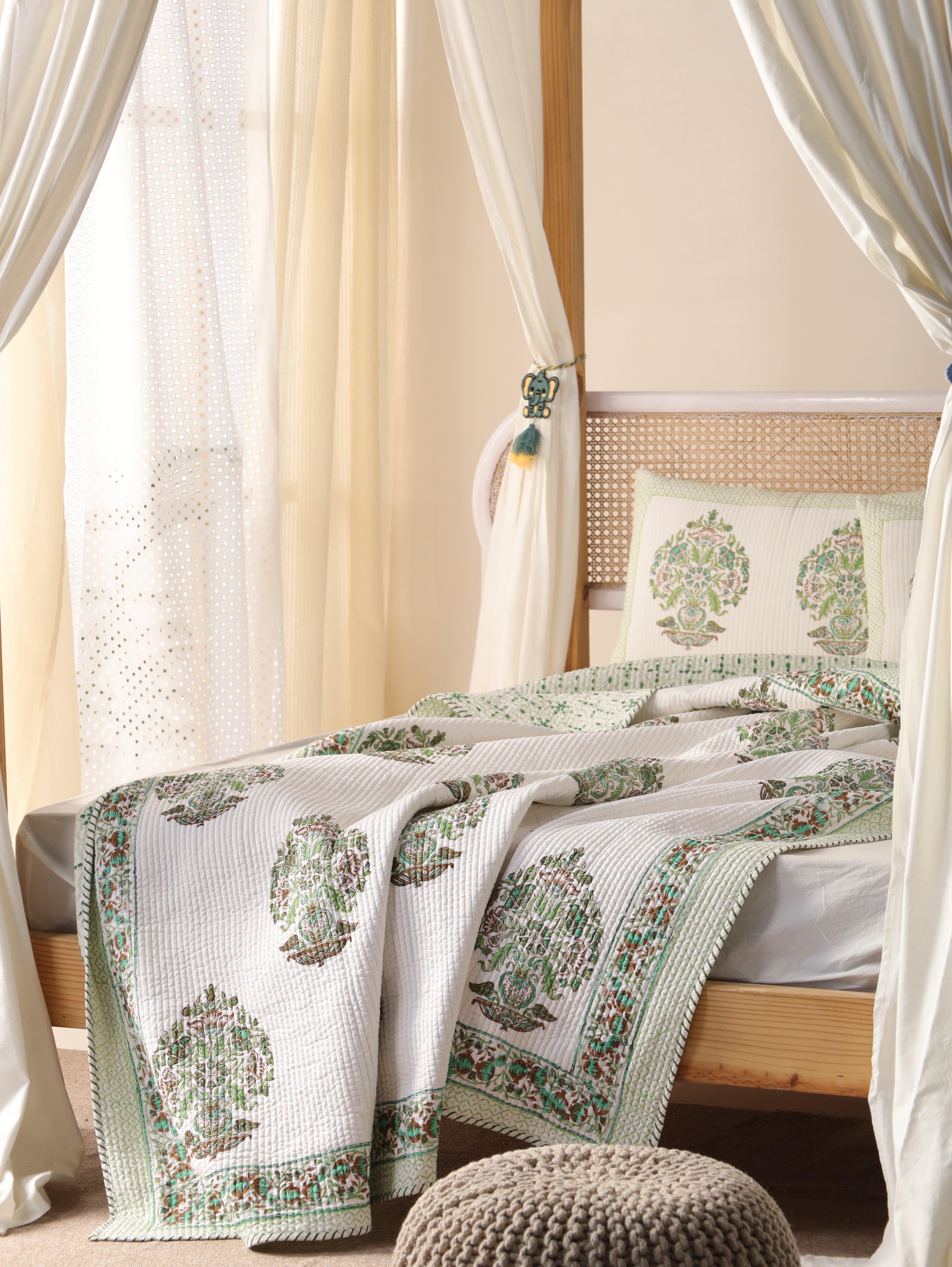 Hand Block Print Quilt Handmade floral 100% Cotton Quilted Cotton Blanket Handmade Blanket Throw Bedspread