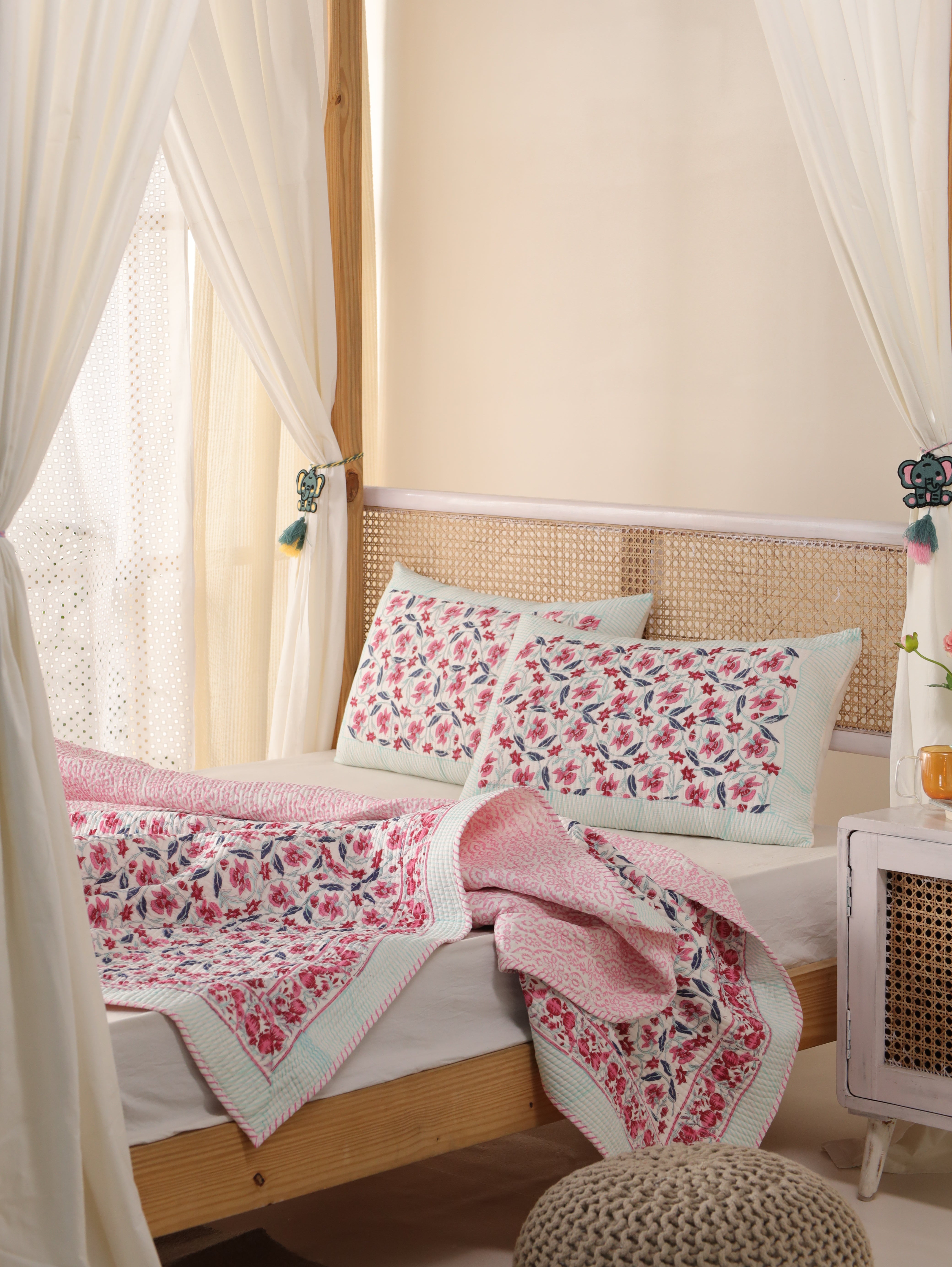Floral Quilt Queen Block Print Comforter Cotton Bedspread Cozy Coverlet All Season Blanket