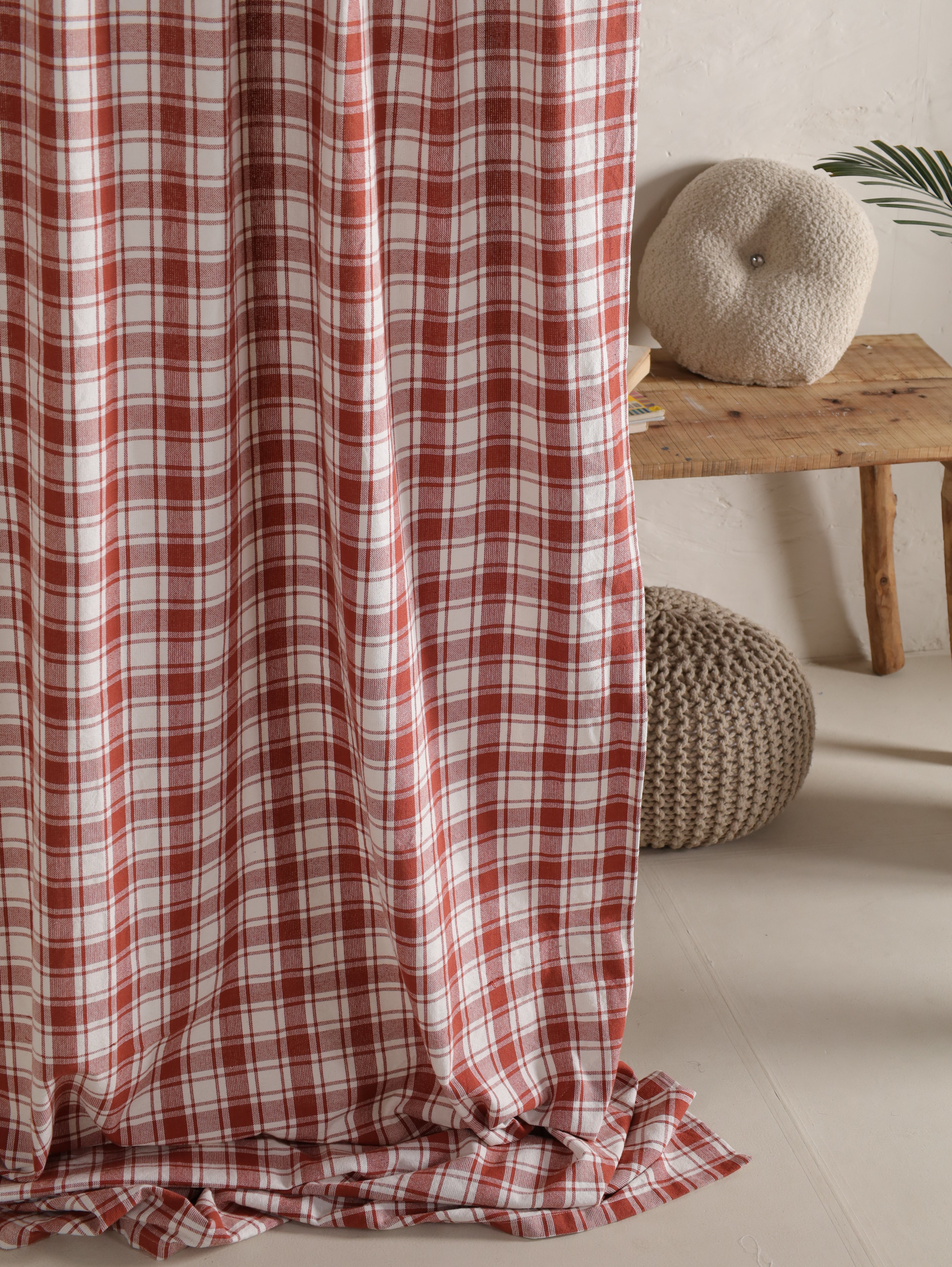 Handcrafted luxury curtains for living room dรฉcor.