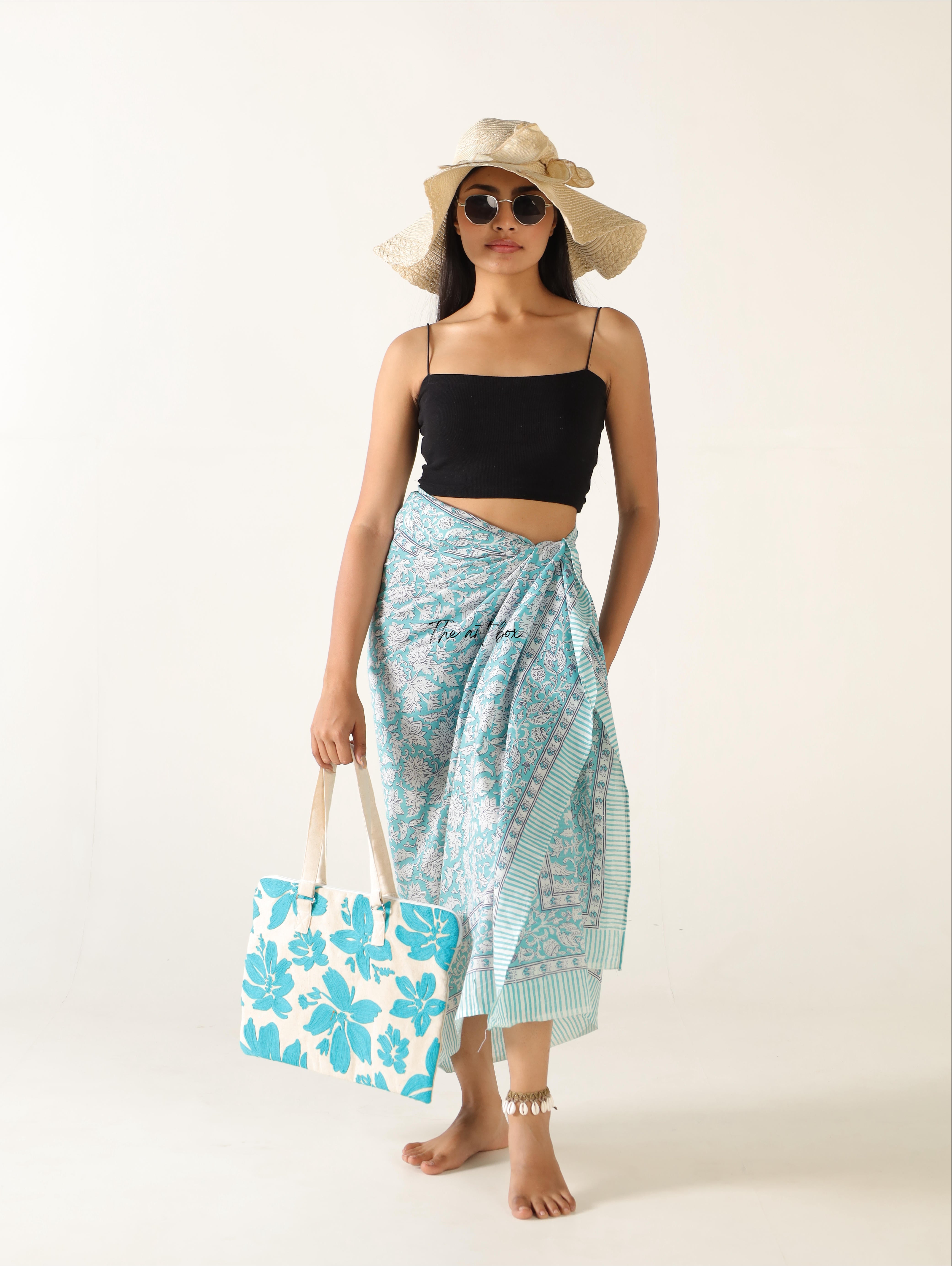 Personalized Embroidered Laptop Bag: Your Signature Style