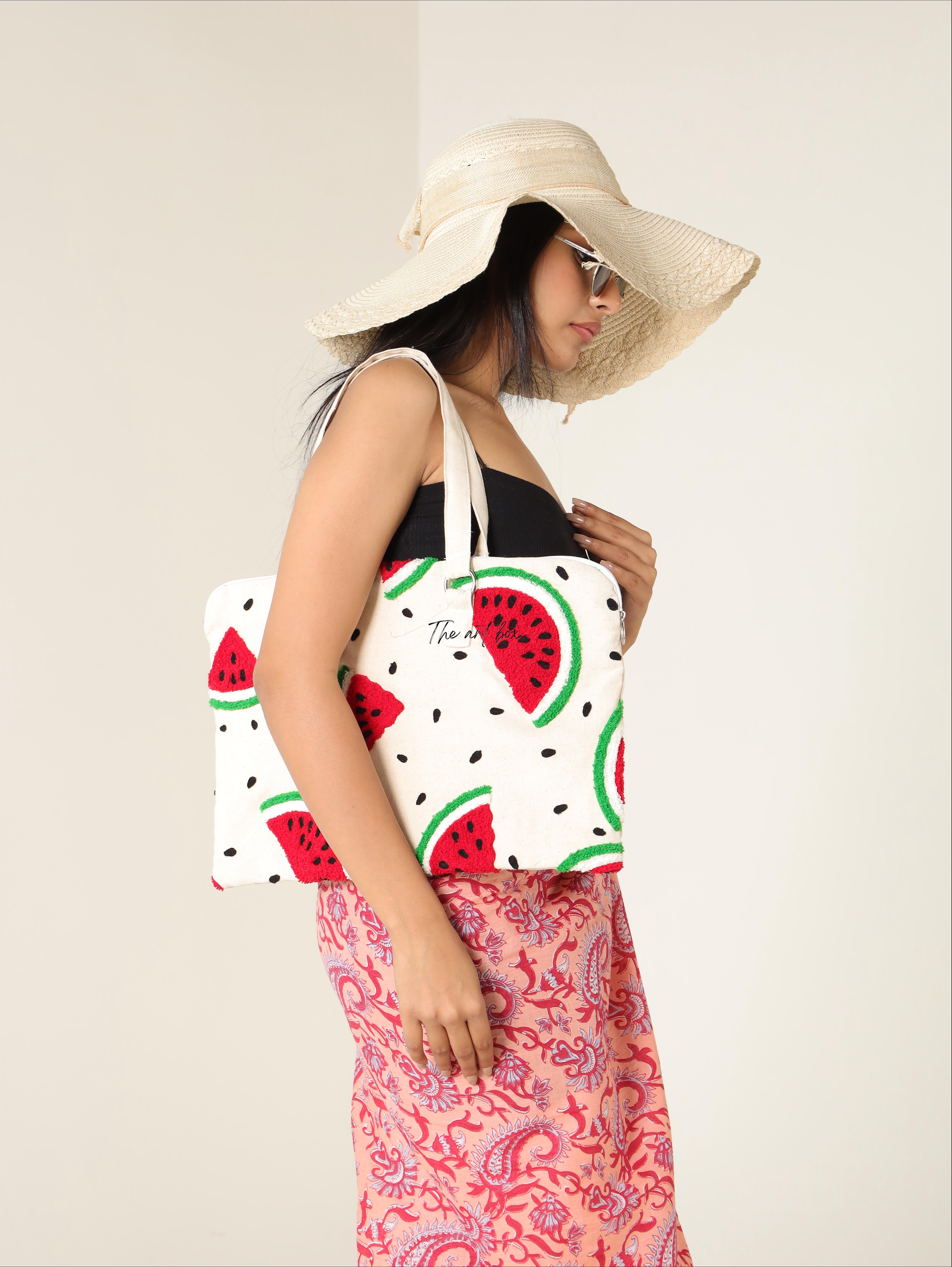 Embroidered Laptop Sleeve: Personalize Your Protection