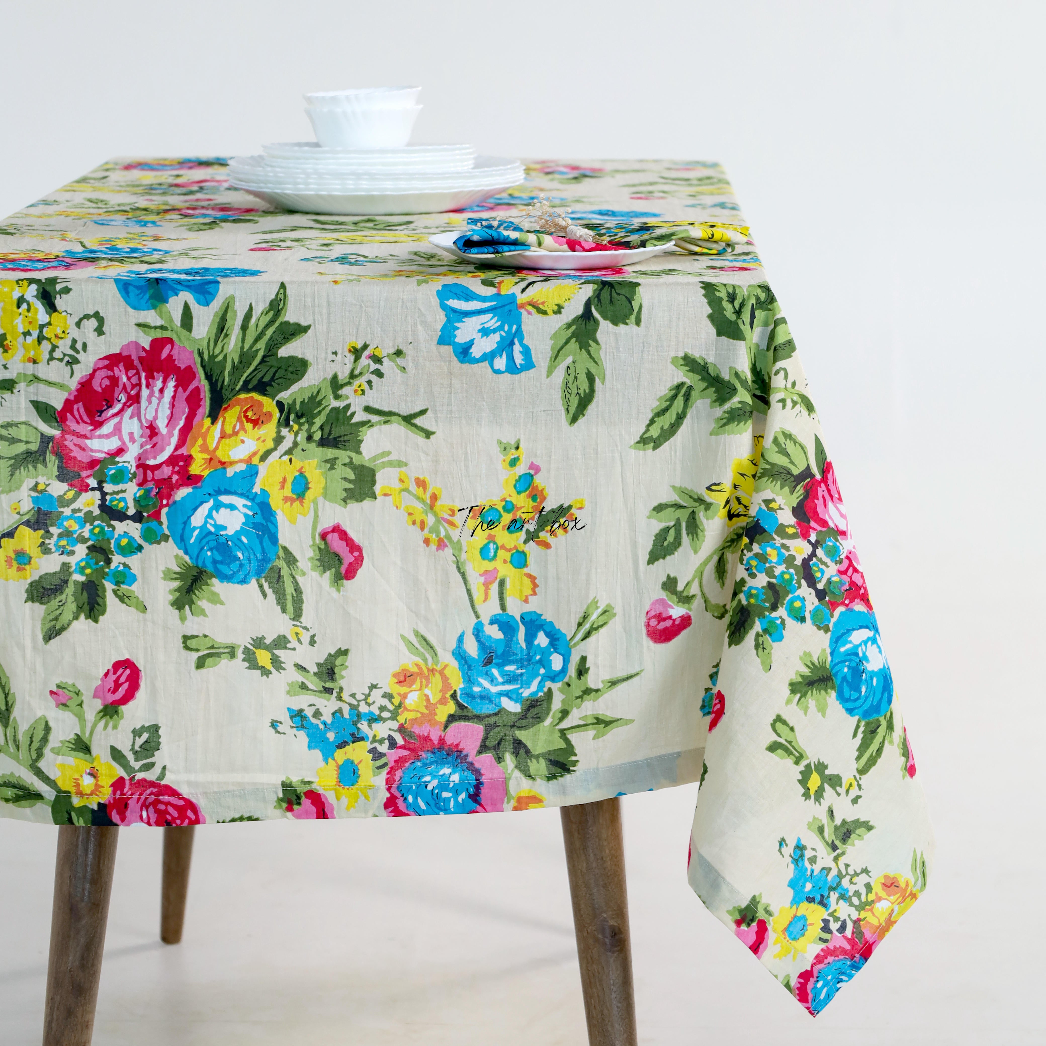Grey White Floral Printed Table Cloth