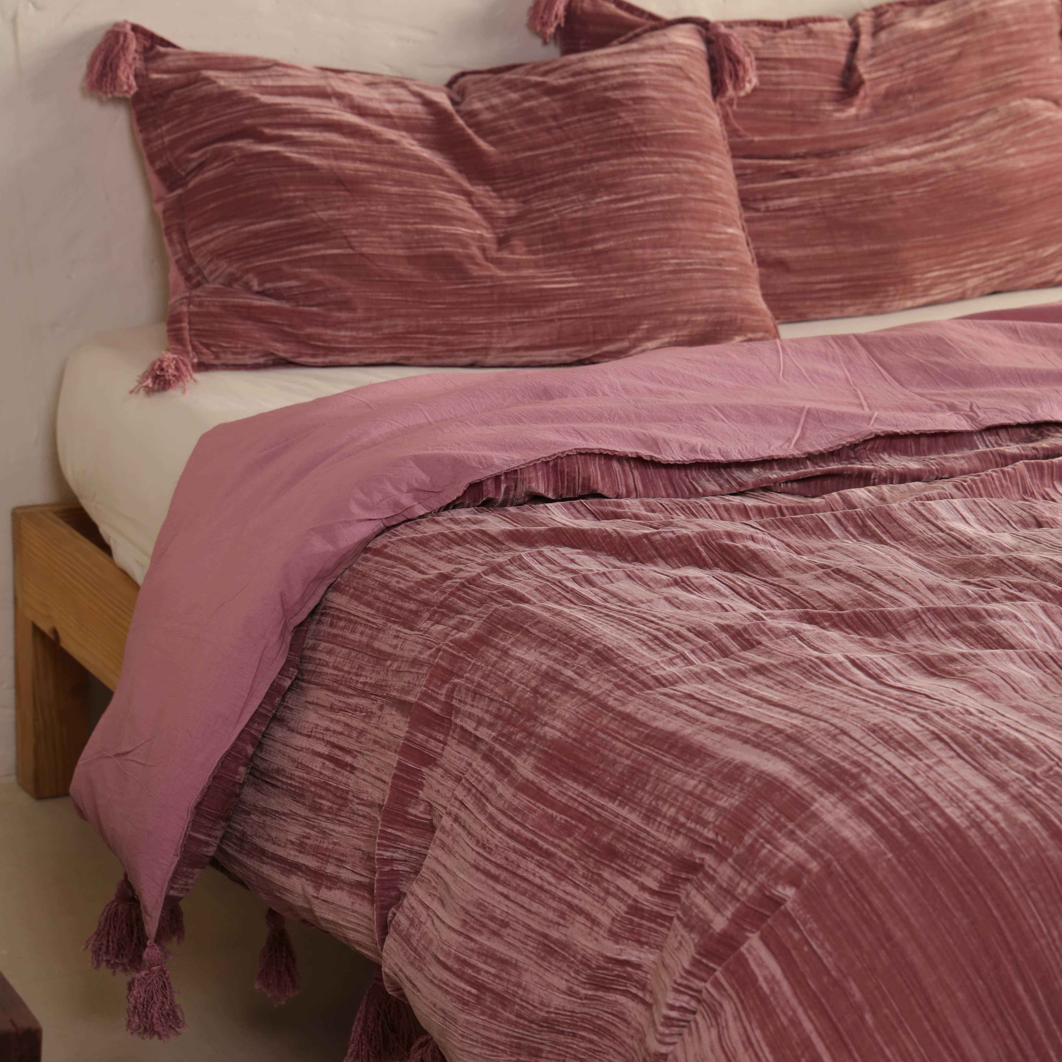 Velvet Duvet Cover Set - Luxury Dusty Rose Boho Bedding with Tassels - 3 Piece Soft Textured Bedding Set