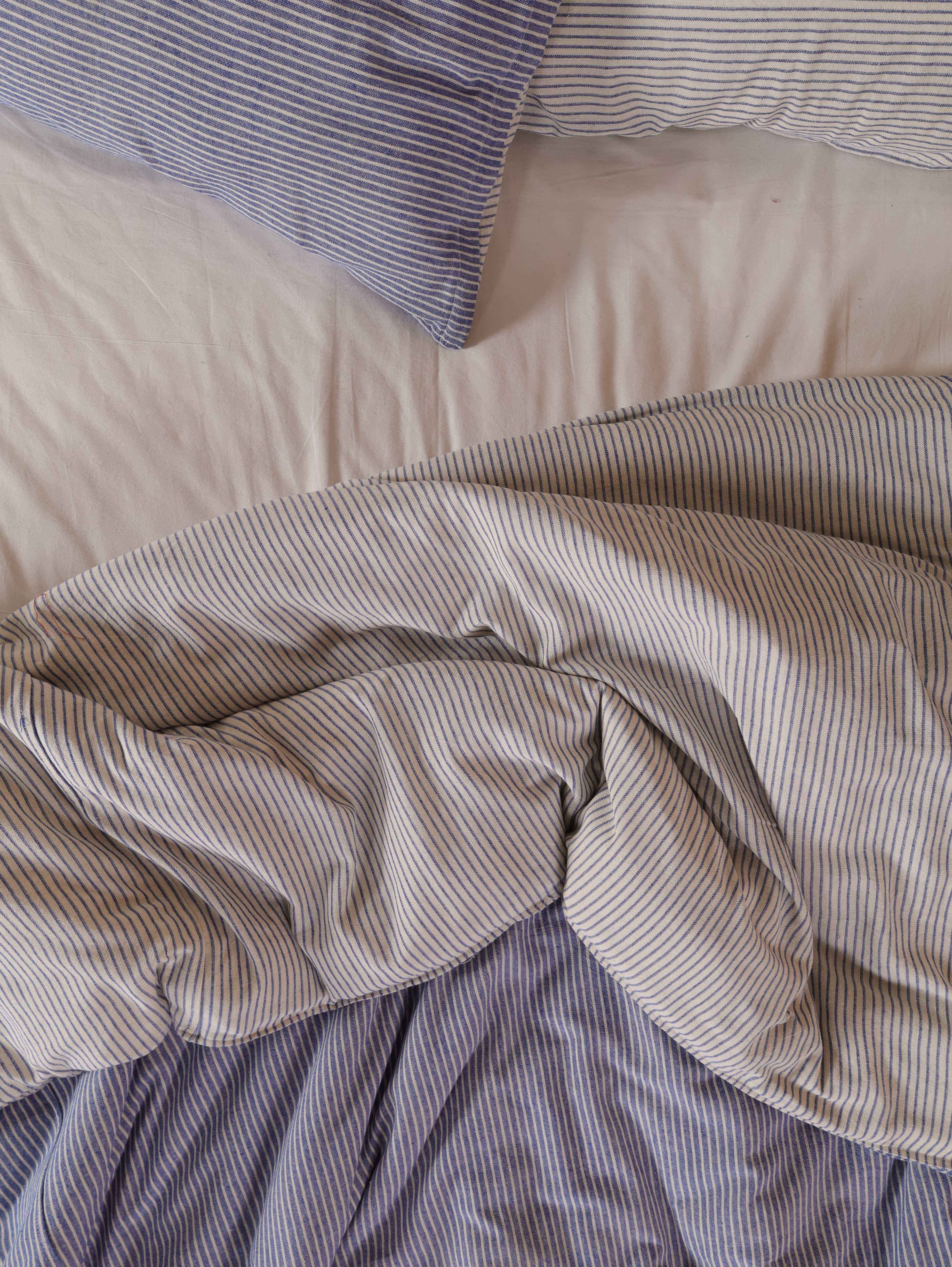 Reversible Blue Pinstripe Duvet Cover Set - Cotton Coastal Bedding