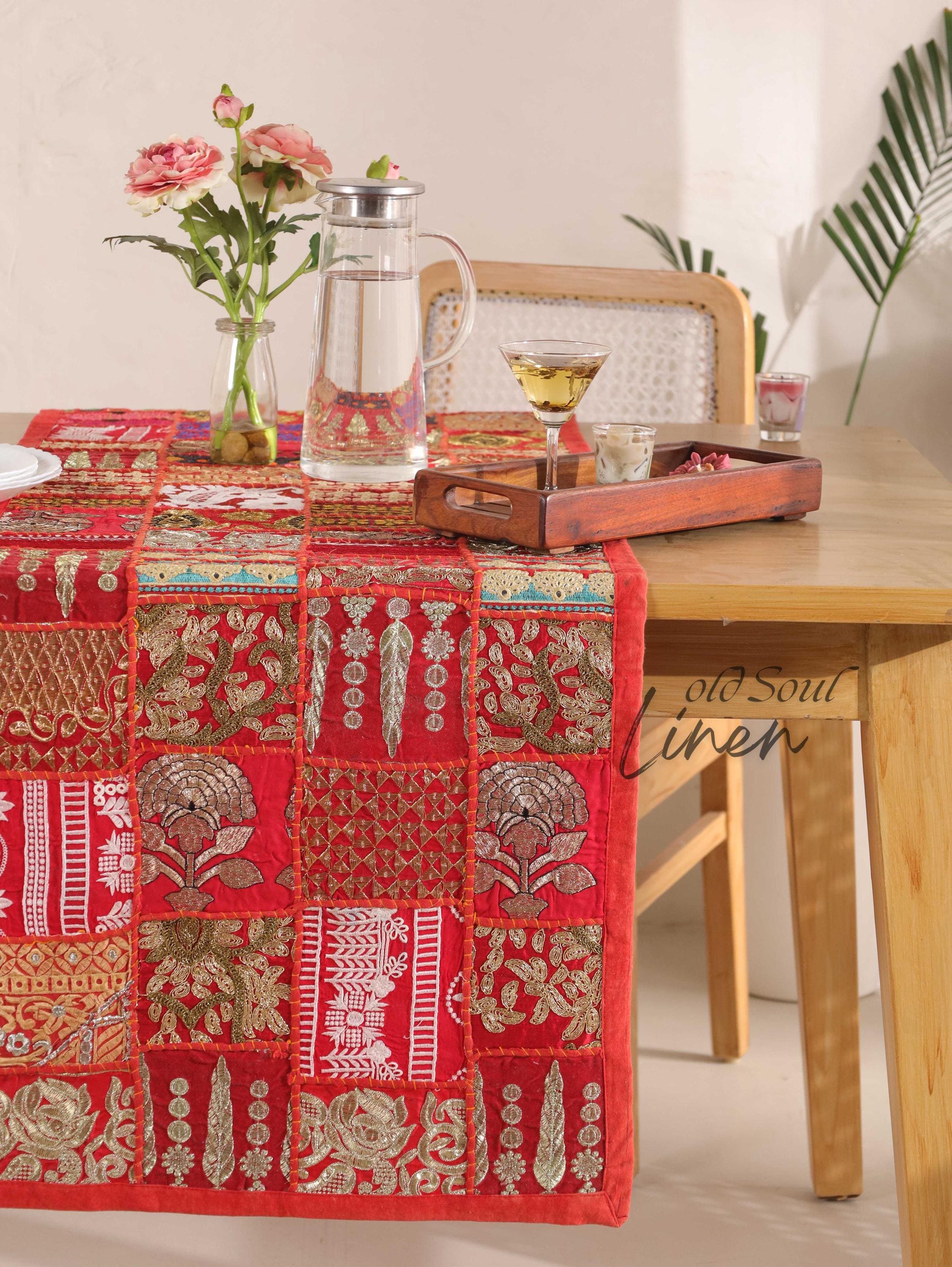 Vintage Patchwork Sari Table Runner, khambadiya Runner, Personalized Runner, Table Runner Handmade, Eco-friendly Runner, Geometric Runner