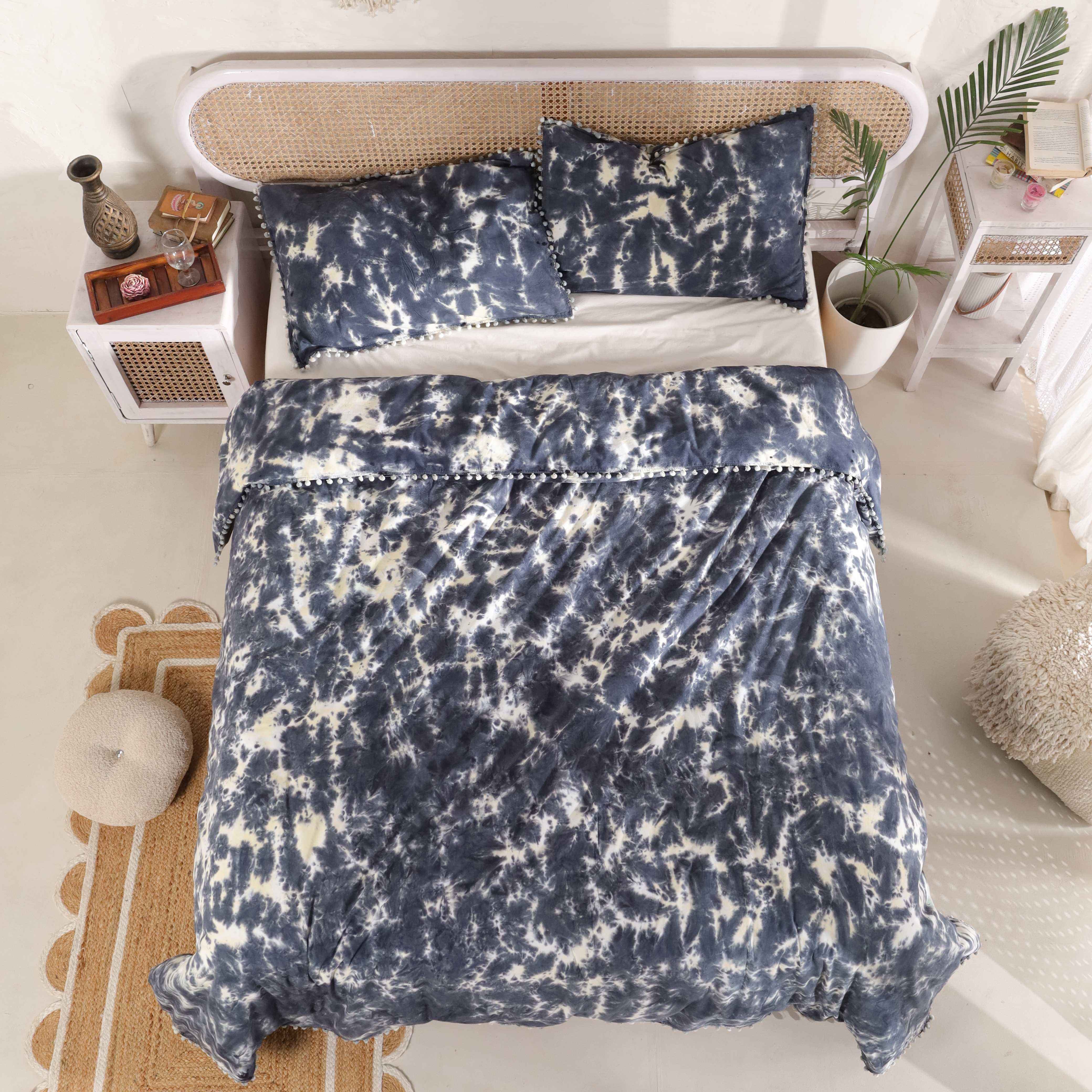 Indigo Blue Tie Dye Bedding Set - Boho Cotton Duvet Cover with Pom Poms