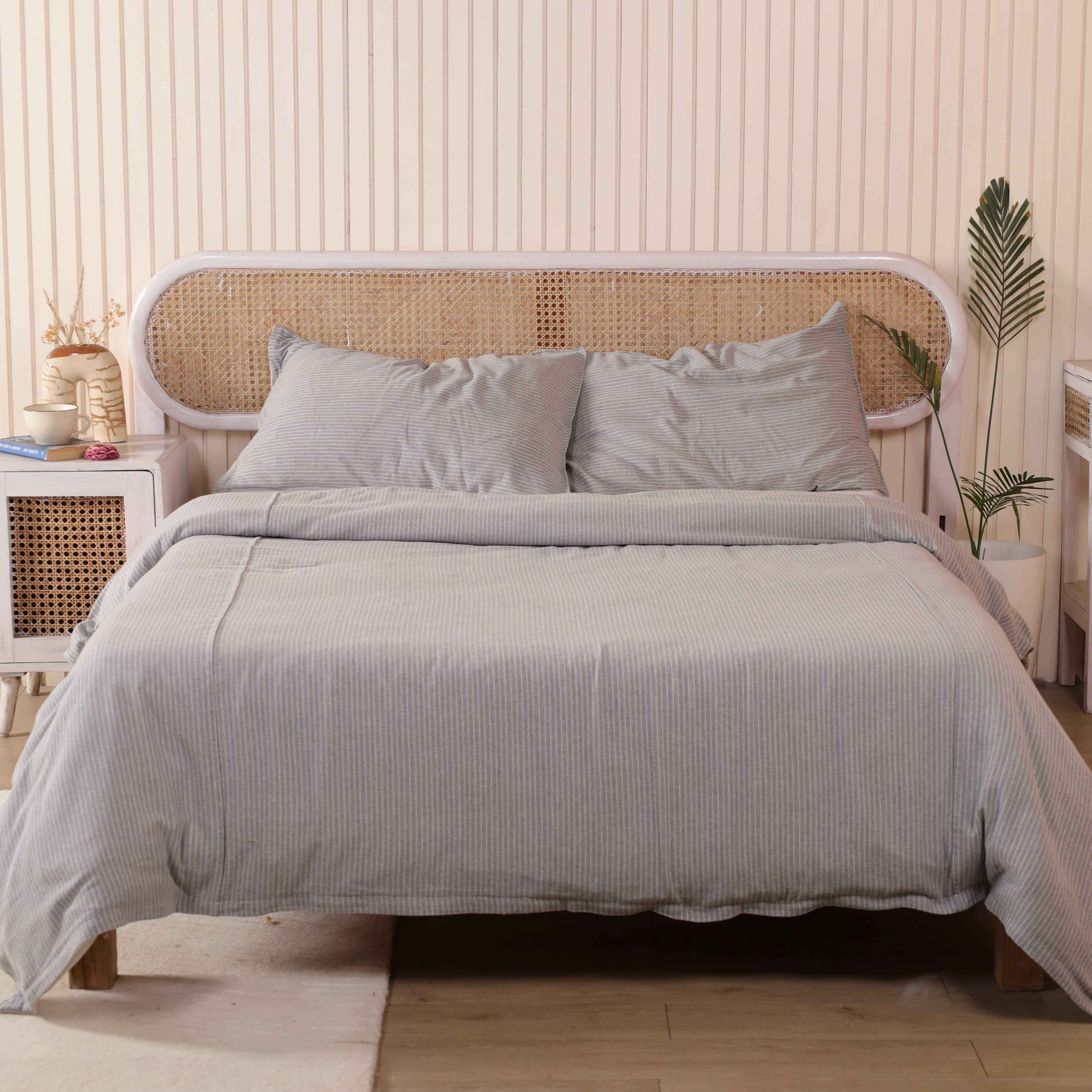 Cotton Pinstripe Duvet Cover Set - Luxury Grey & White Neutral Bedding for Minimalist Bedroom Decor