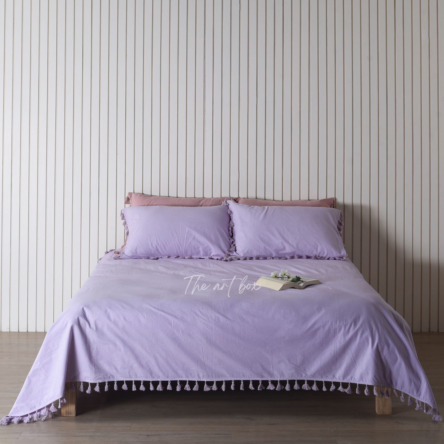 Lavender Linen Bedsheet with Pillow Covers