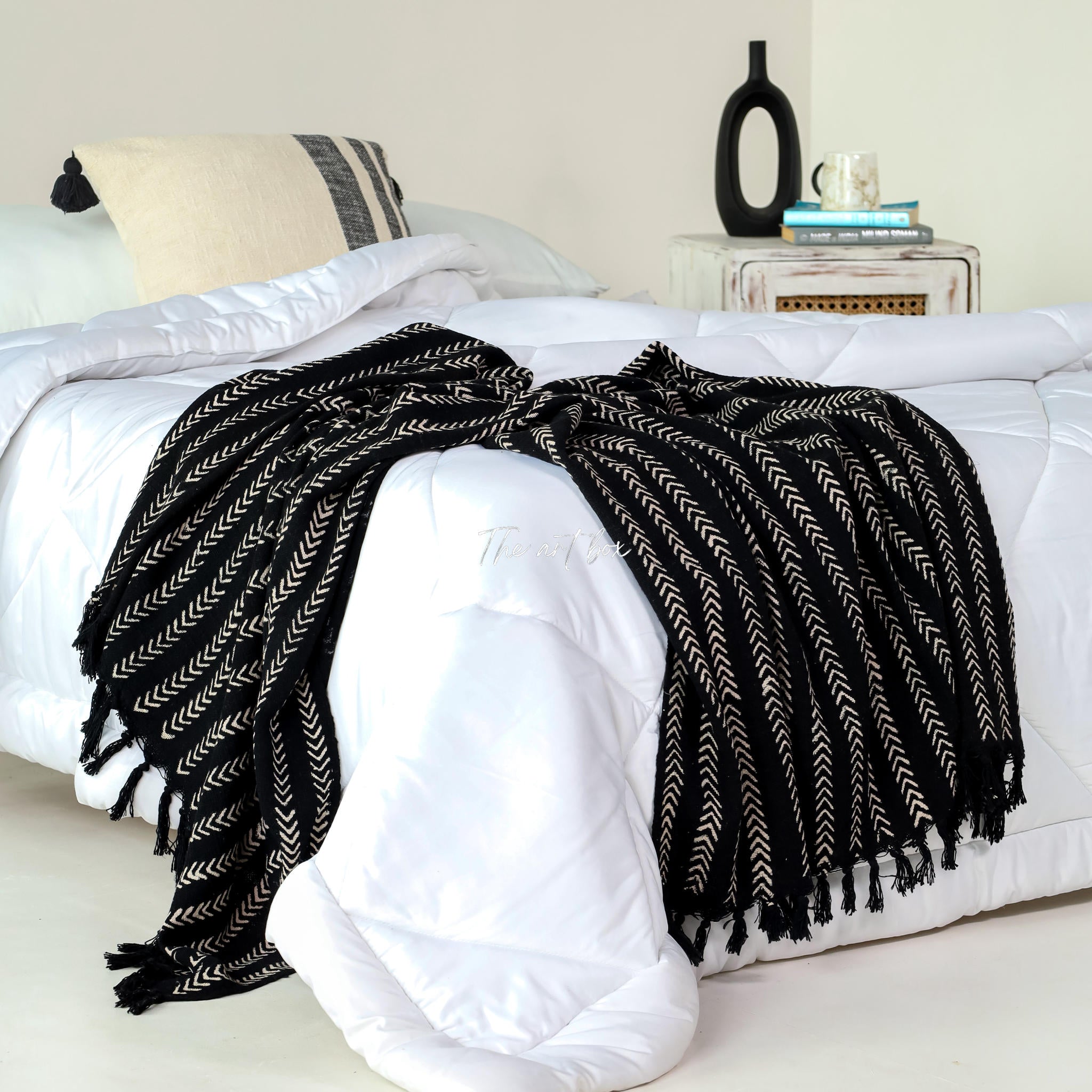 Black Daabu Print Throw