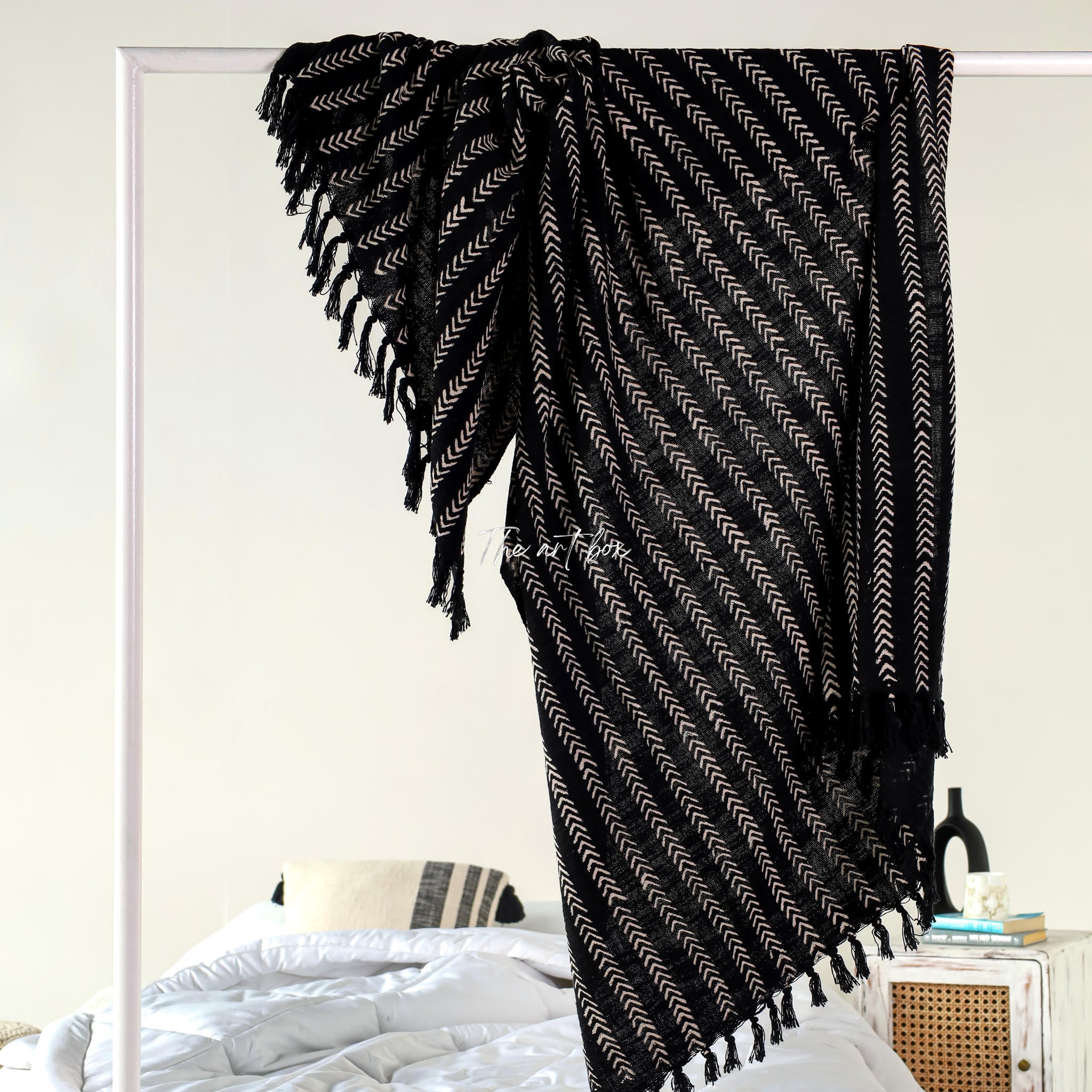 Black Daabu Print Throw