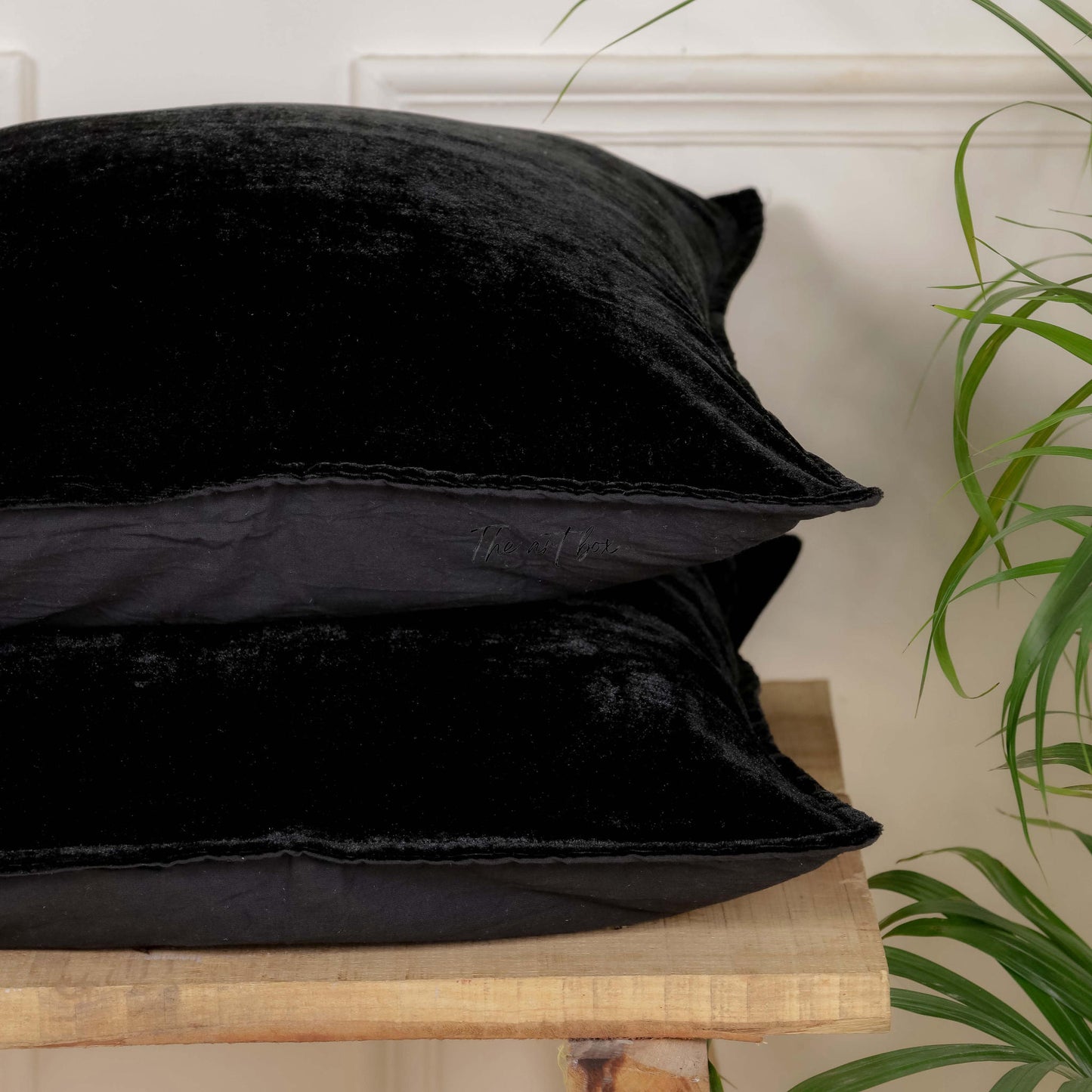 Solid Black Velvet Pillowcases Cover