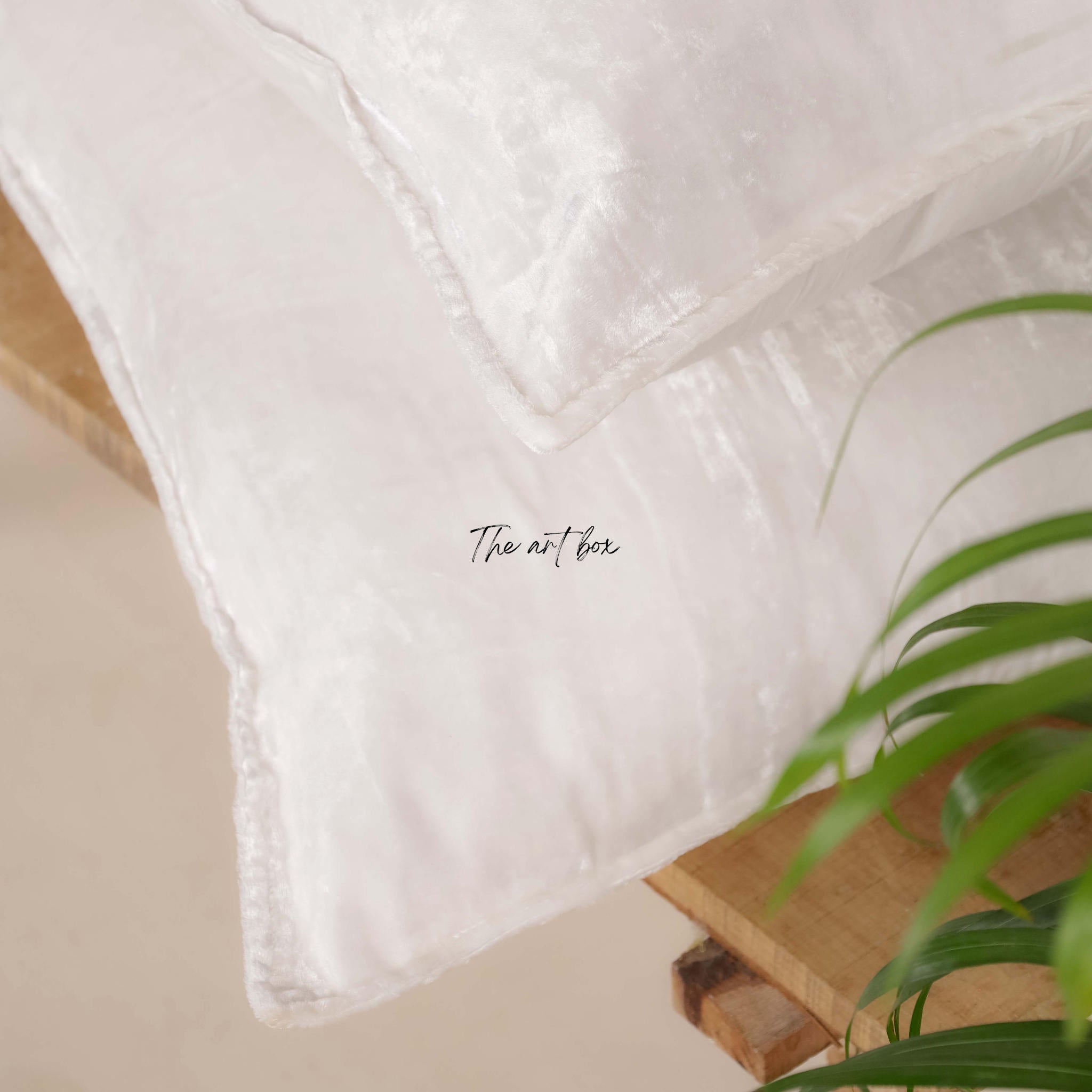 Solid White Velvet Pillowcases Cover