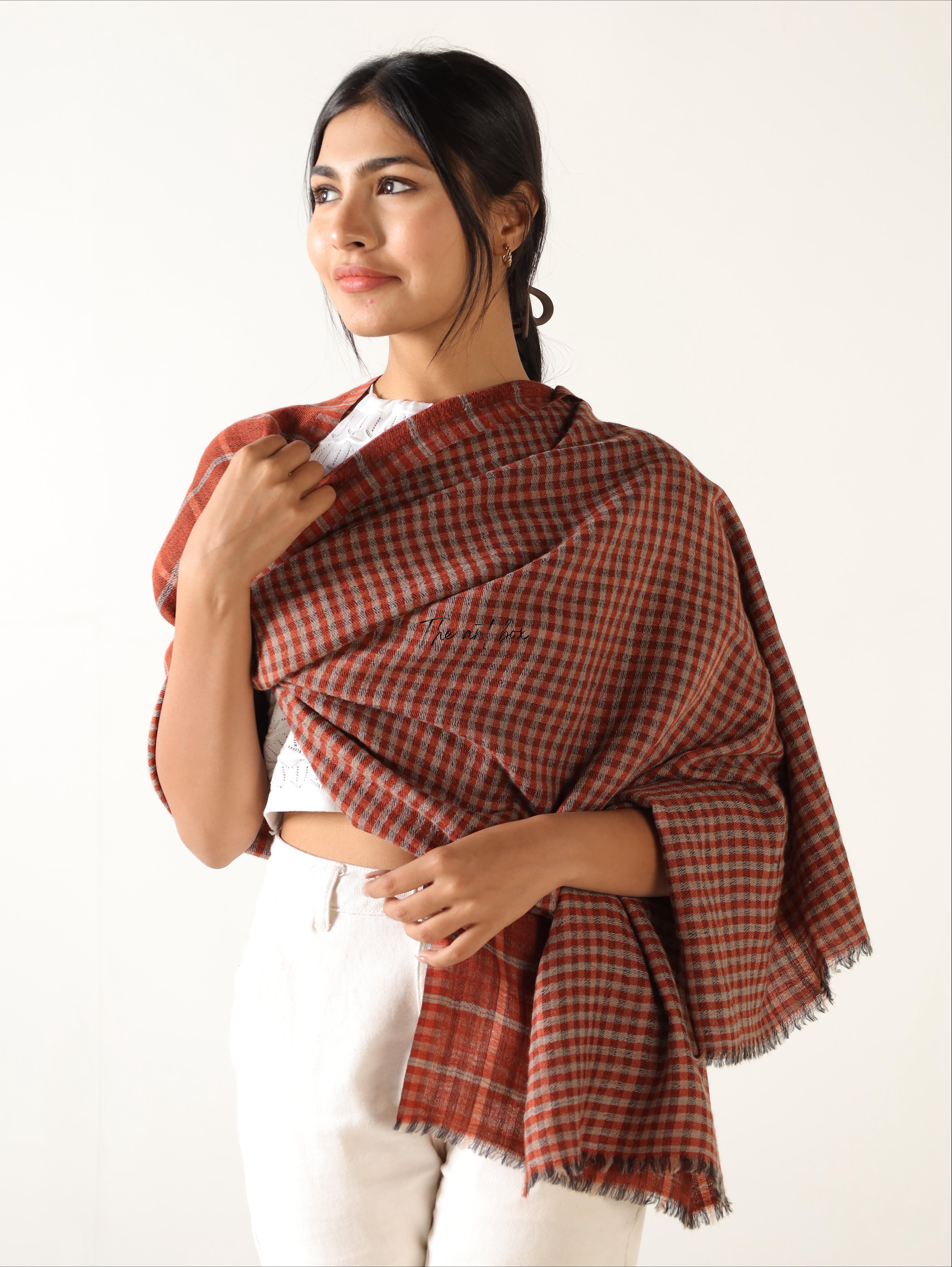 Everyday Fashion Essential: Reversible Plaid Cashmere Scarf