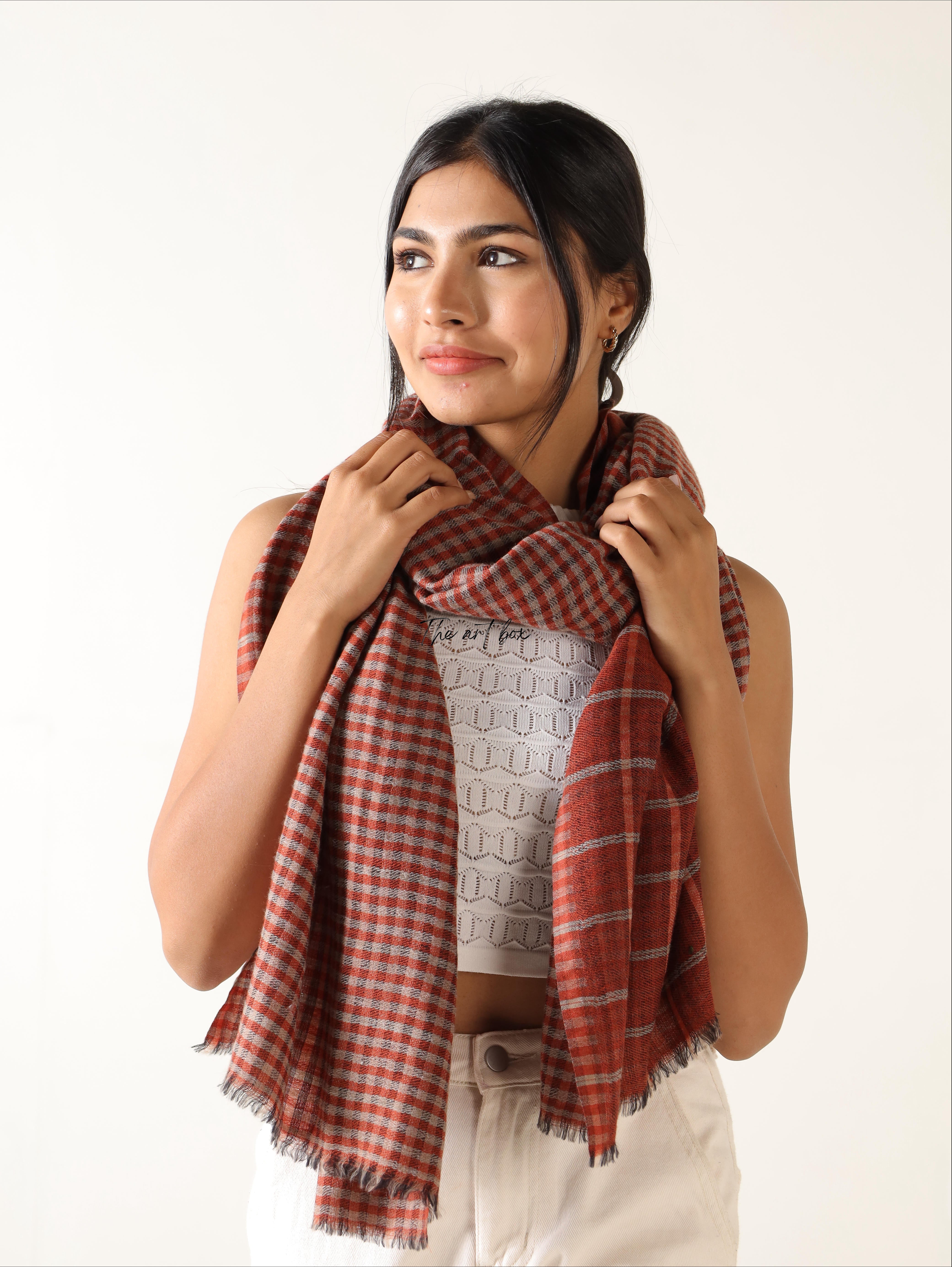 Everyday Fashion Essential: Reversible Plaid Cashmere Scarf