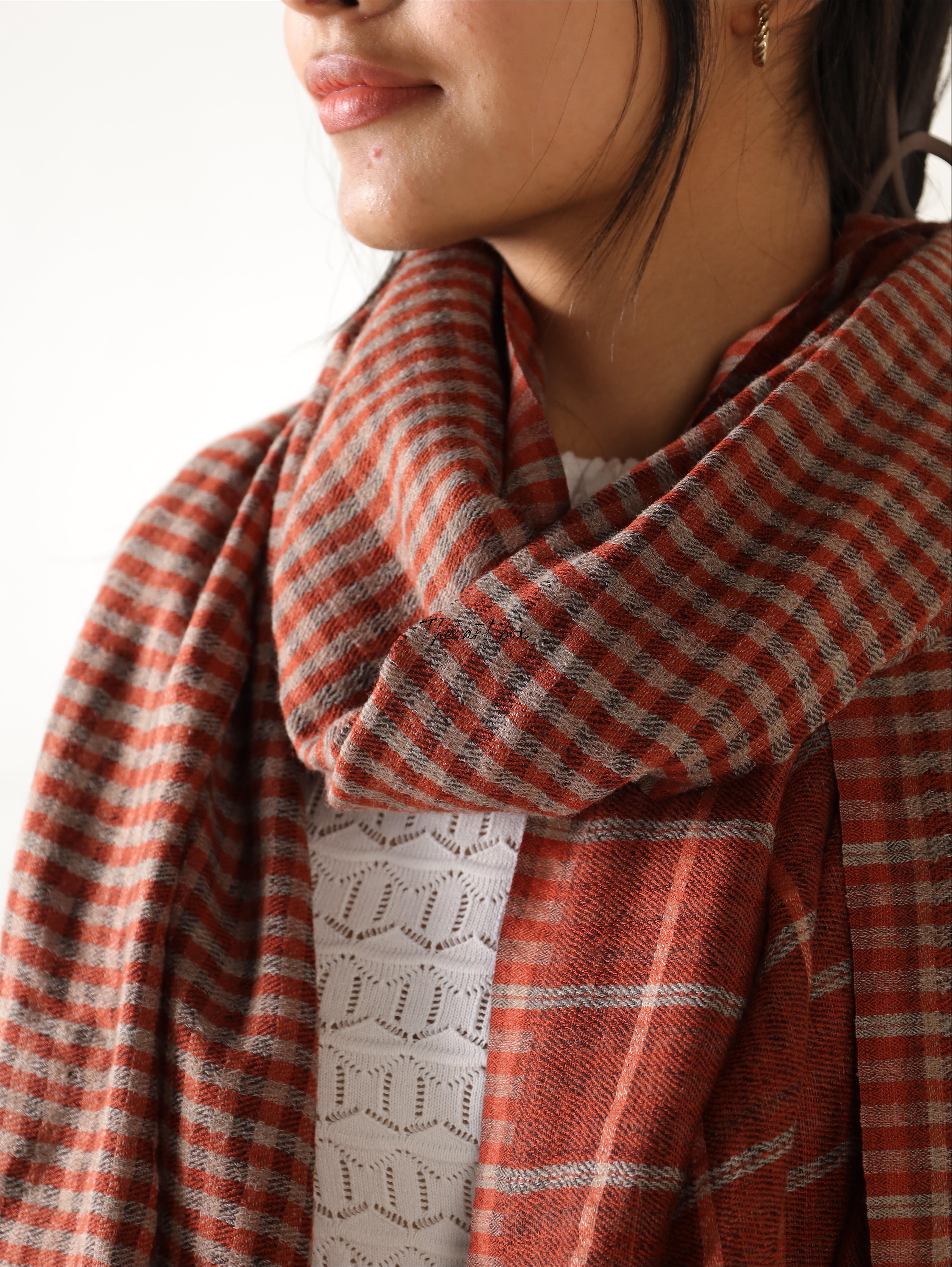 Everyday Fashion Essential: Reversible Plaid Cashmere Scarf