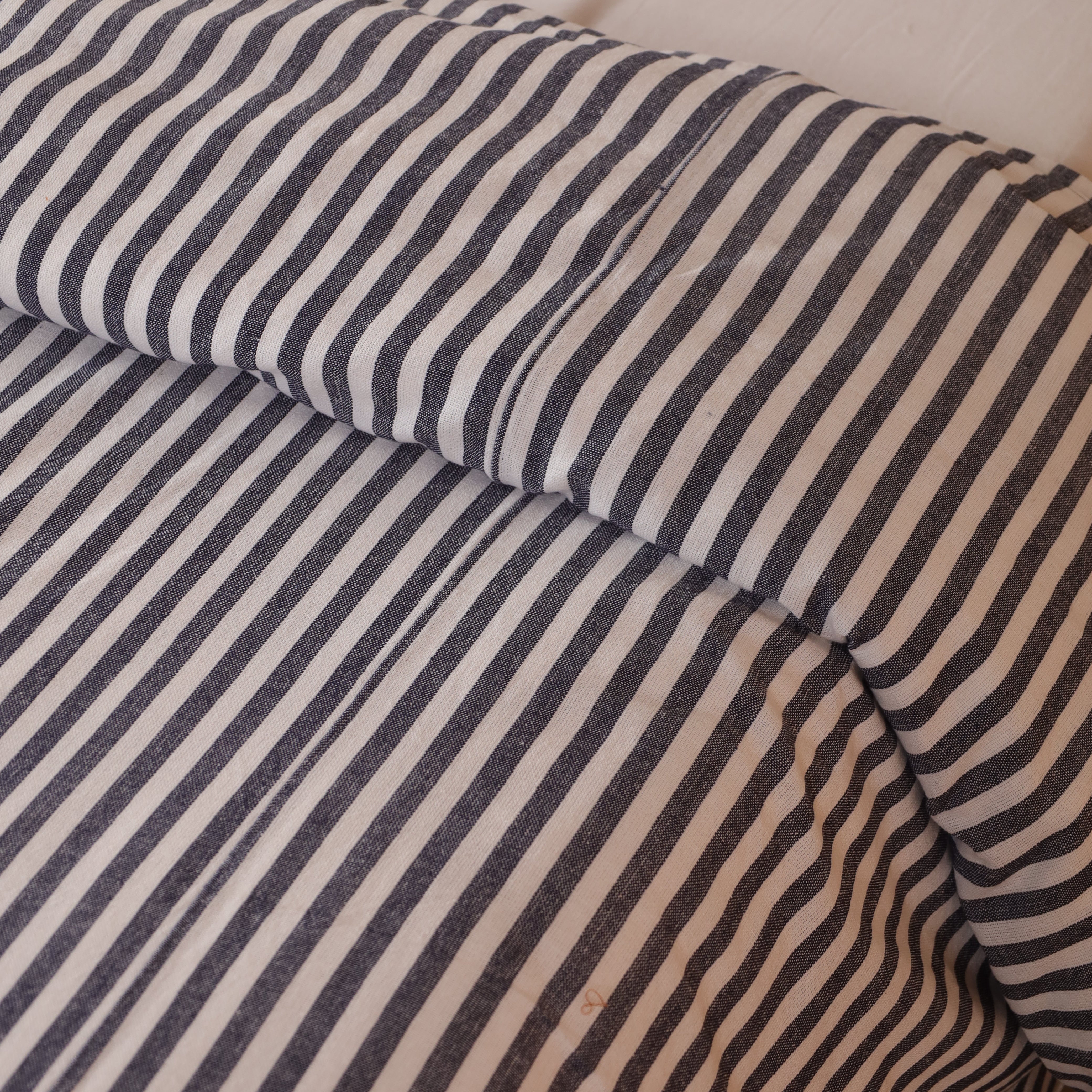 Classic Striped Cotton Blend Duvet Cover Set | Luxury Bedding Collection