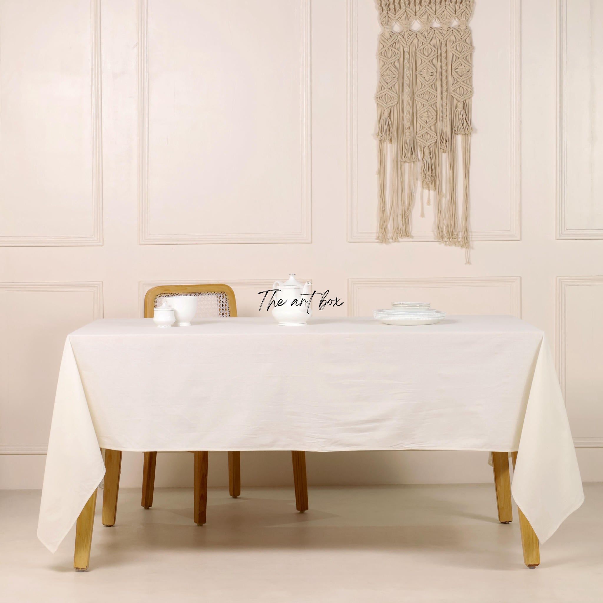 White Table Covers for Your Dining, Living Room