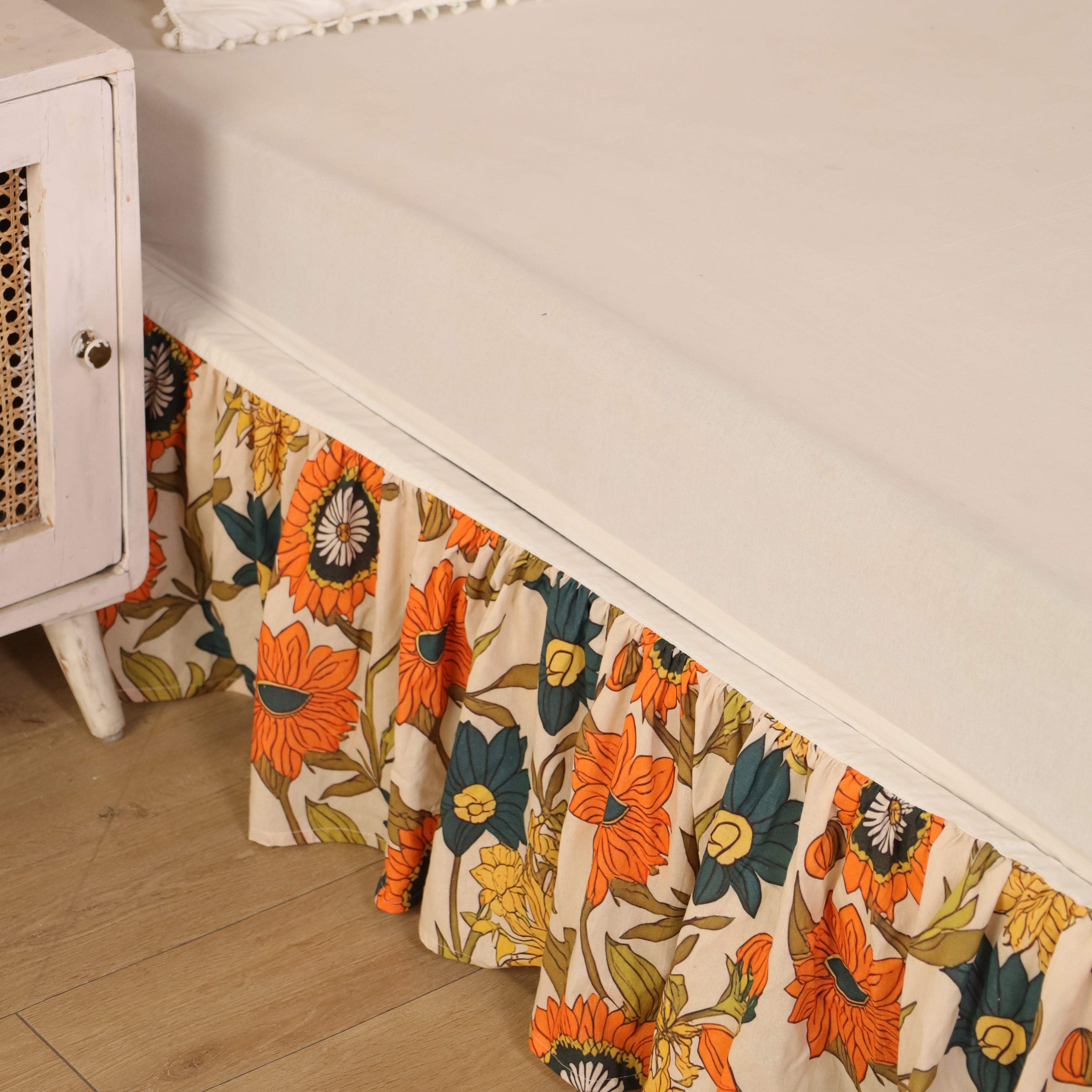 Retro Sunset Multi-Stripe Gathered Bed Skirt – Vintage Coral, Sage & Terracotta Striped Bed Valance with Ties