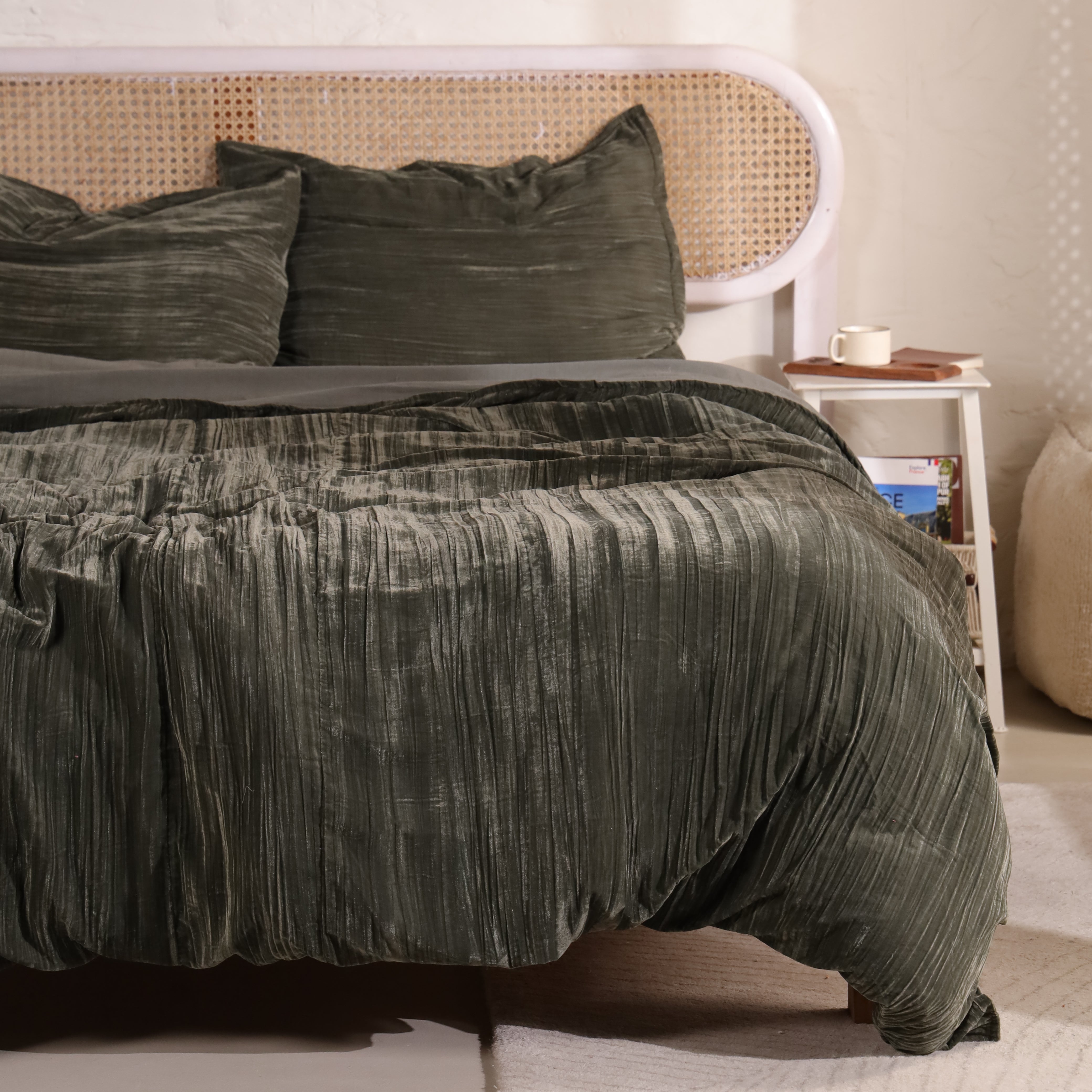 Luxury Crushed Velvet Pleated Duvet Cover Set | Opulent Bedding Collection