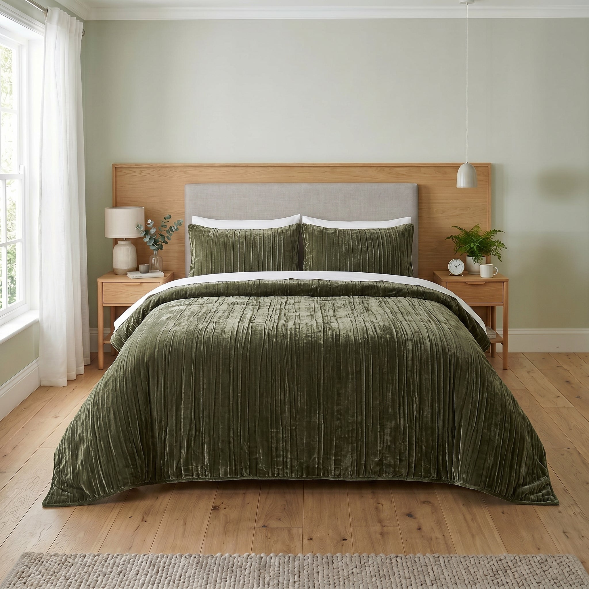 Luxury Crushed Velvet Pleated Duvet Cover Set | Opulent Bedding Collection
