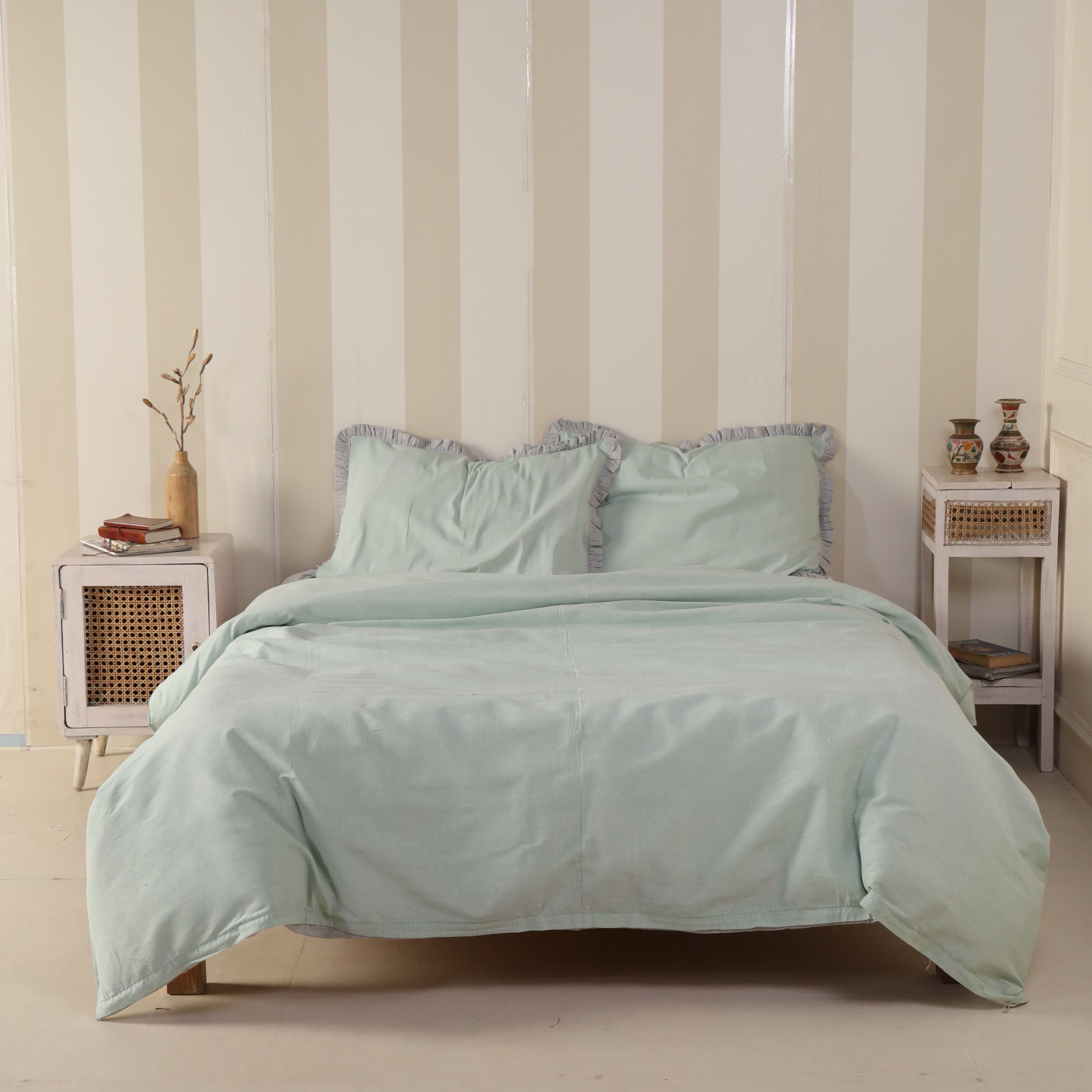 Premium Soft Duvet Cover Set with Pillow Covers