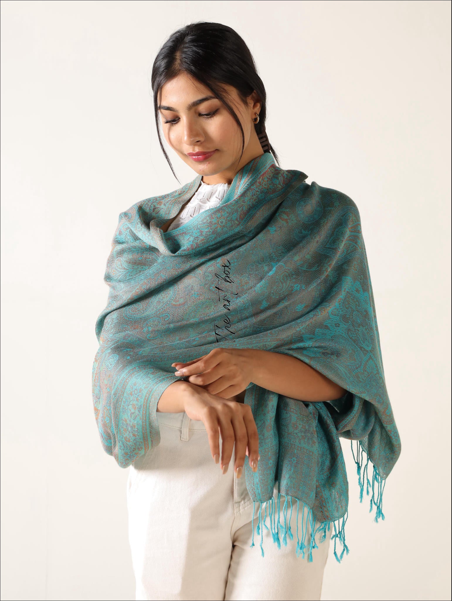 Embrace Luxury: Soft Silky Cashmere Feel Pashmina Scarf for Effortless Elegance