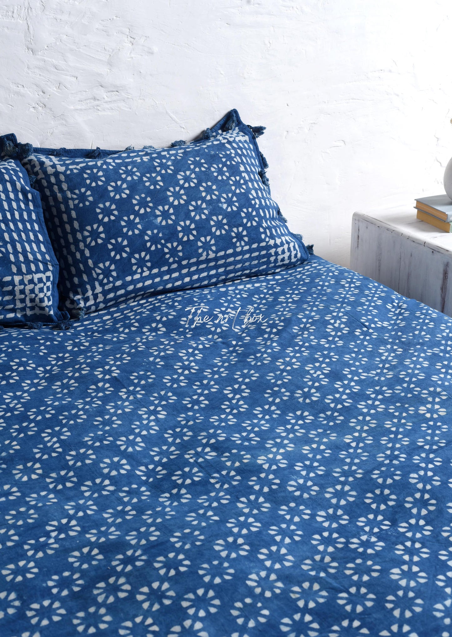 Flower Aesthetic Block Printed Bedsheet and Pillow Set