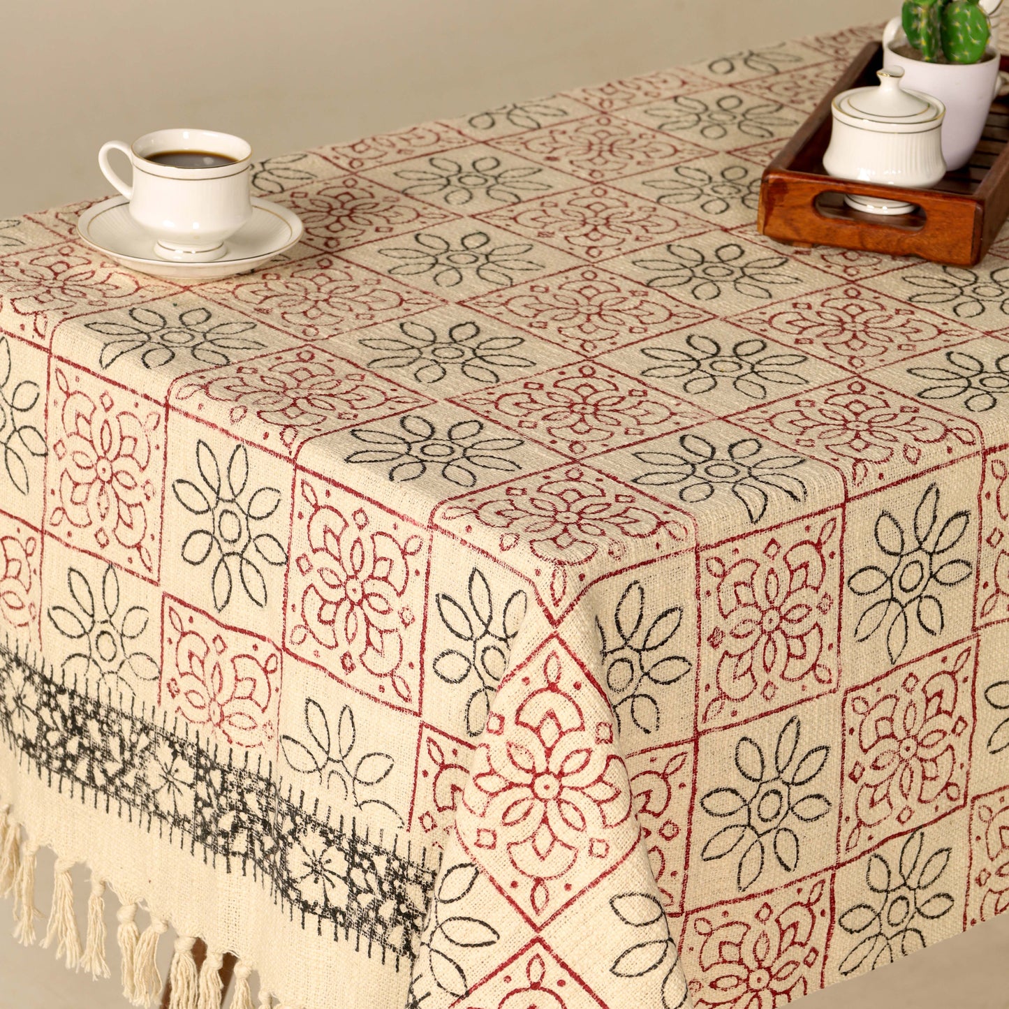 White Printed Cotton Tablecloth