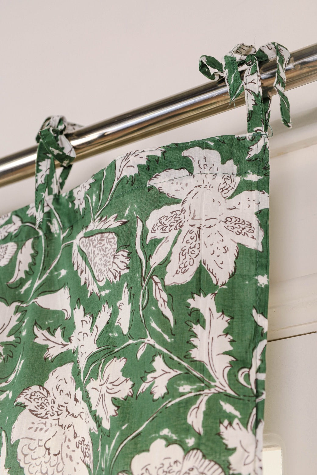 Green and White Floral Printed Curtain 1 Panel Set