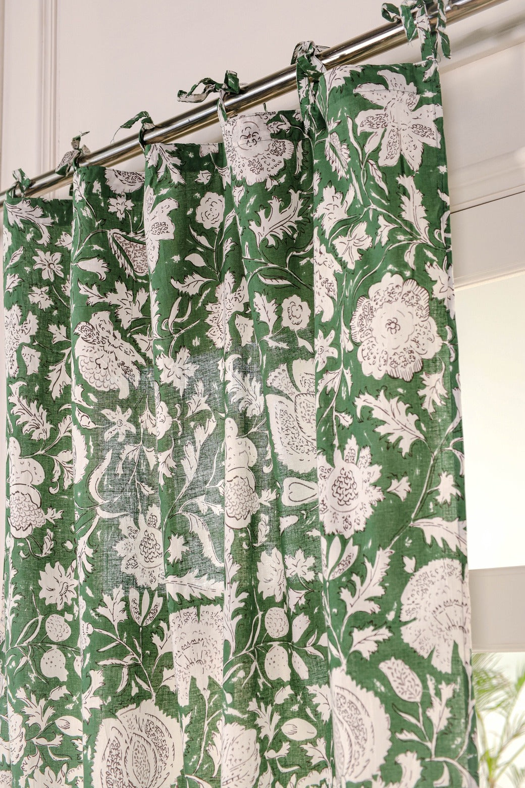 Green and White Floral Printed Curtain 1 Panel Set