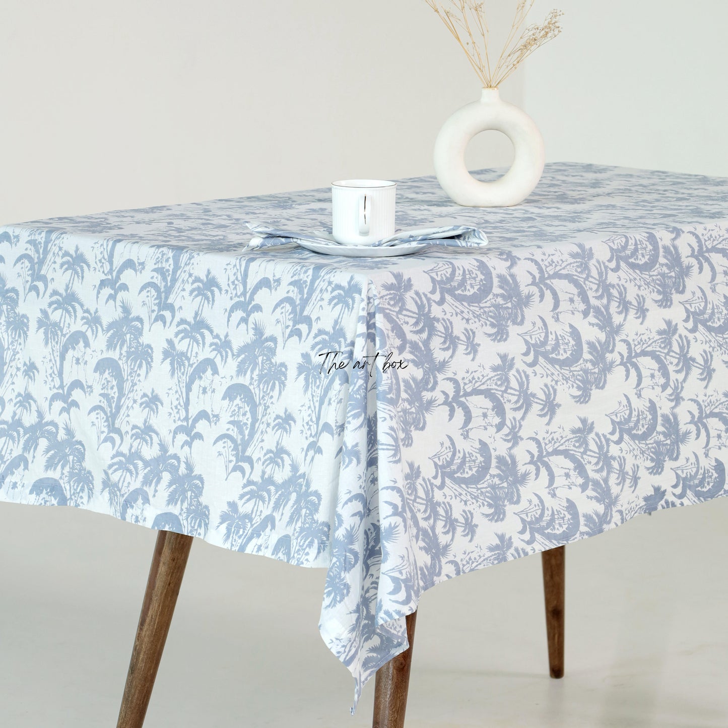 Vintage Garden White Floral Cotton Printed Table Cover for Classic Style