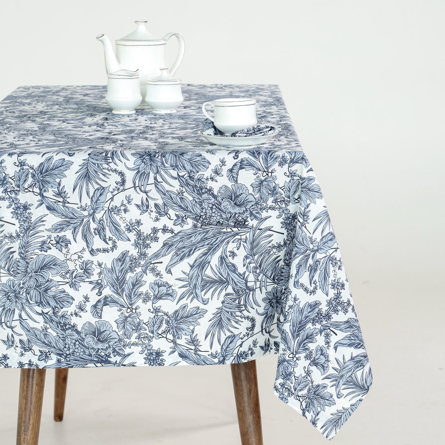 White Floral Printed Cotton Table Cover