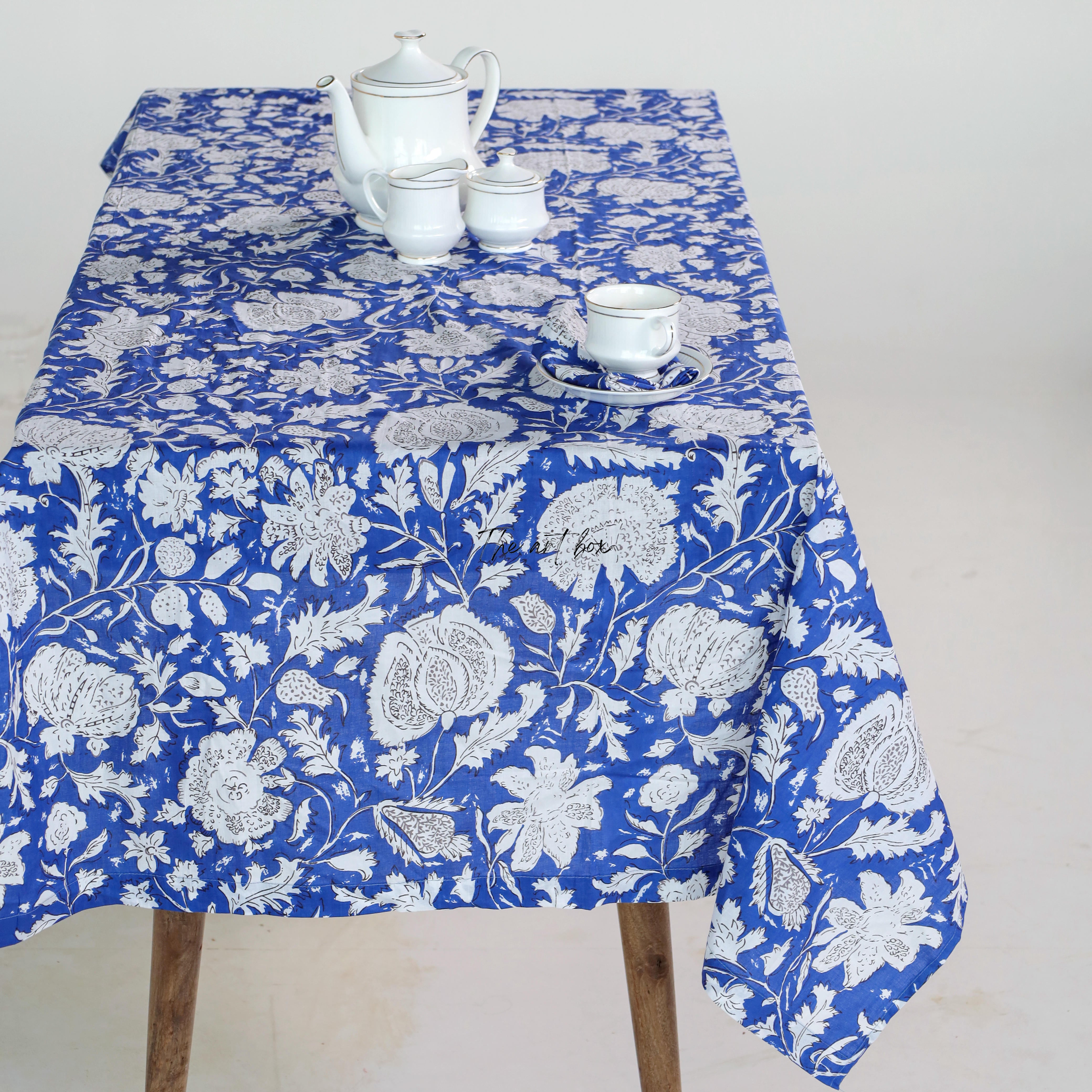 Blue Floral Printed Table Cover