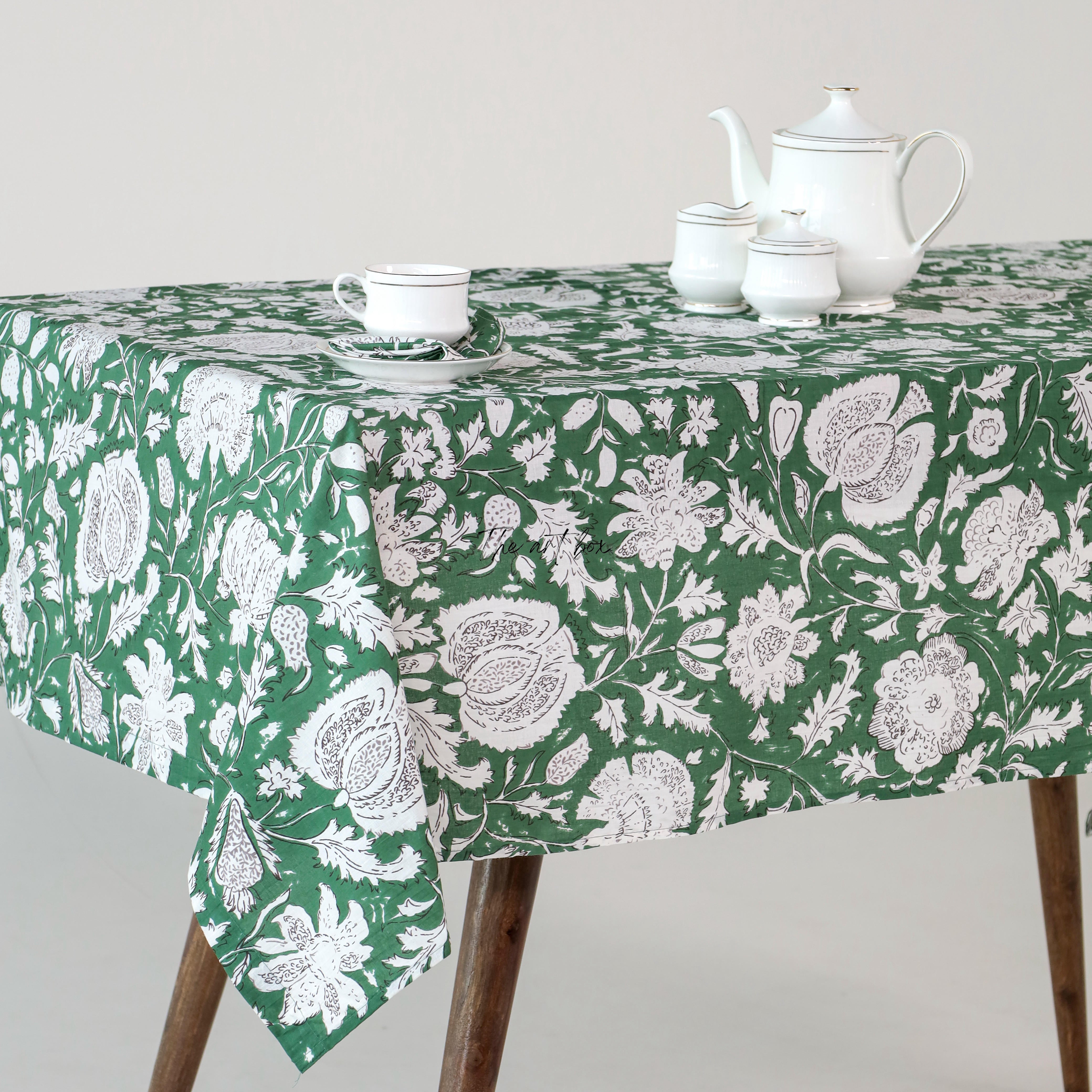 Sea Floral Printed Table Cover