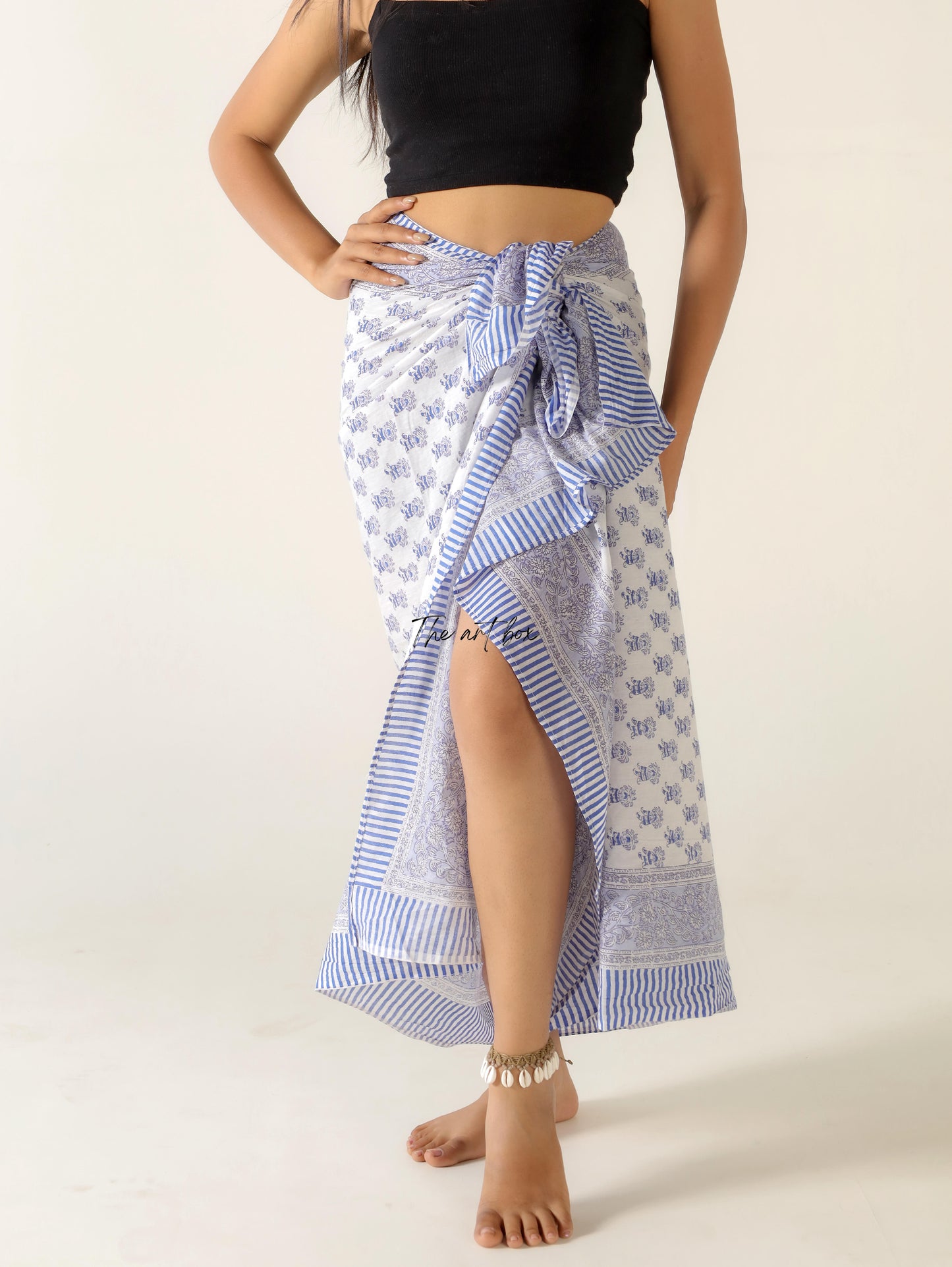 Daisy Dream Floral Sarong Pareo for a Fresh Beach Look