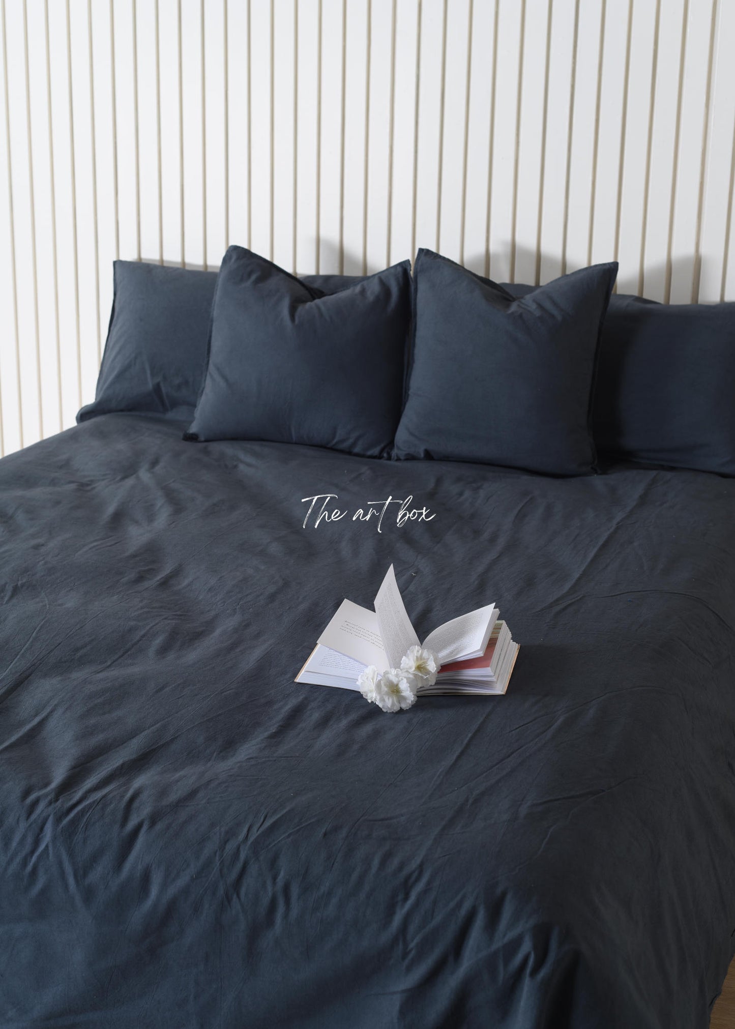 Deep Blue Linen Bedsheet with Pillow Covers