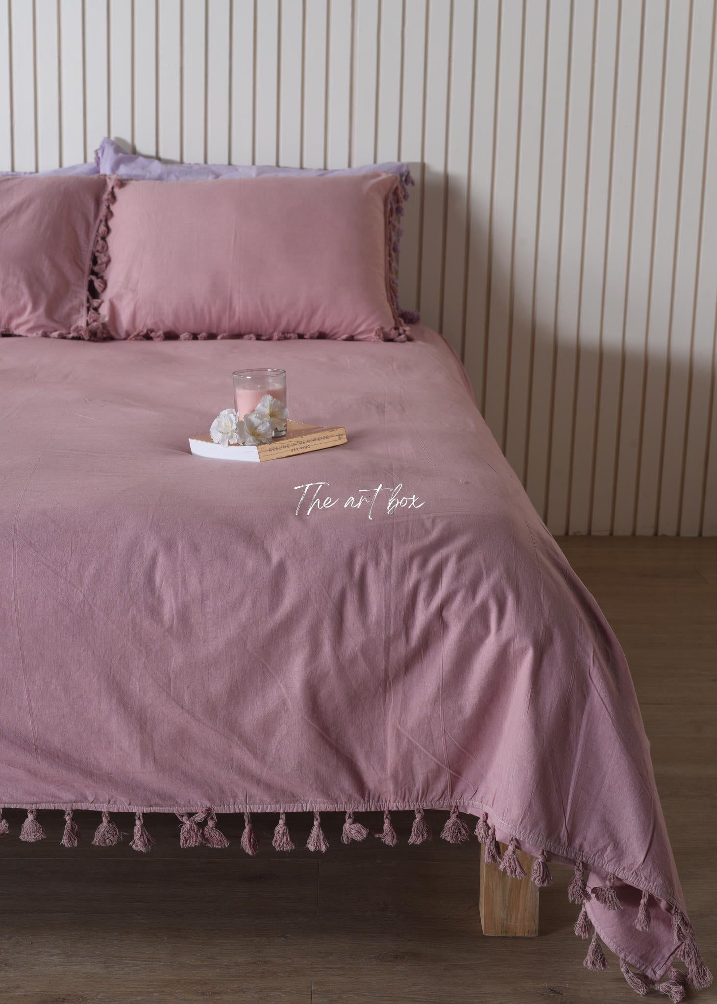 Coral Linen Bedsheet with Pillow Covers