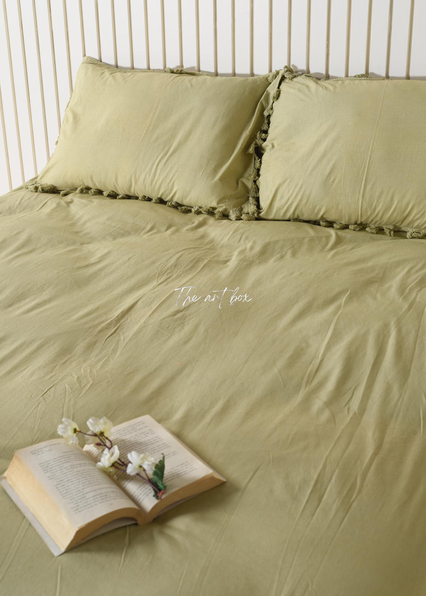 Lime Linen Bedsheet with Pillow Covers