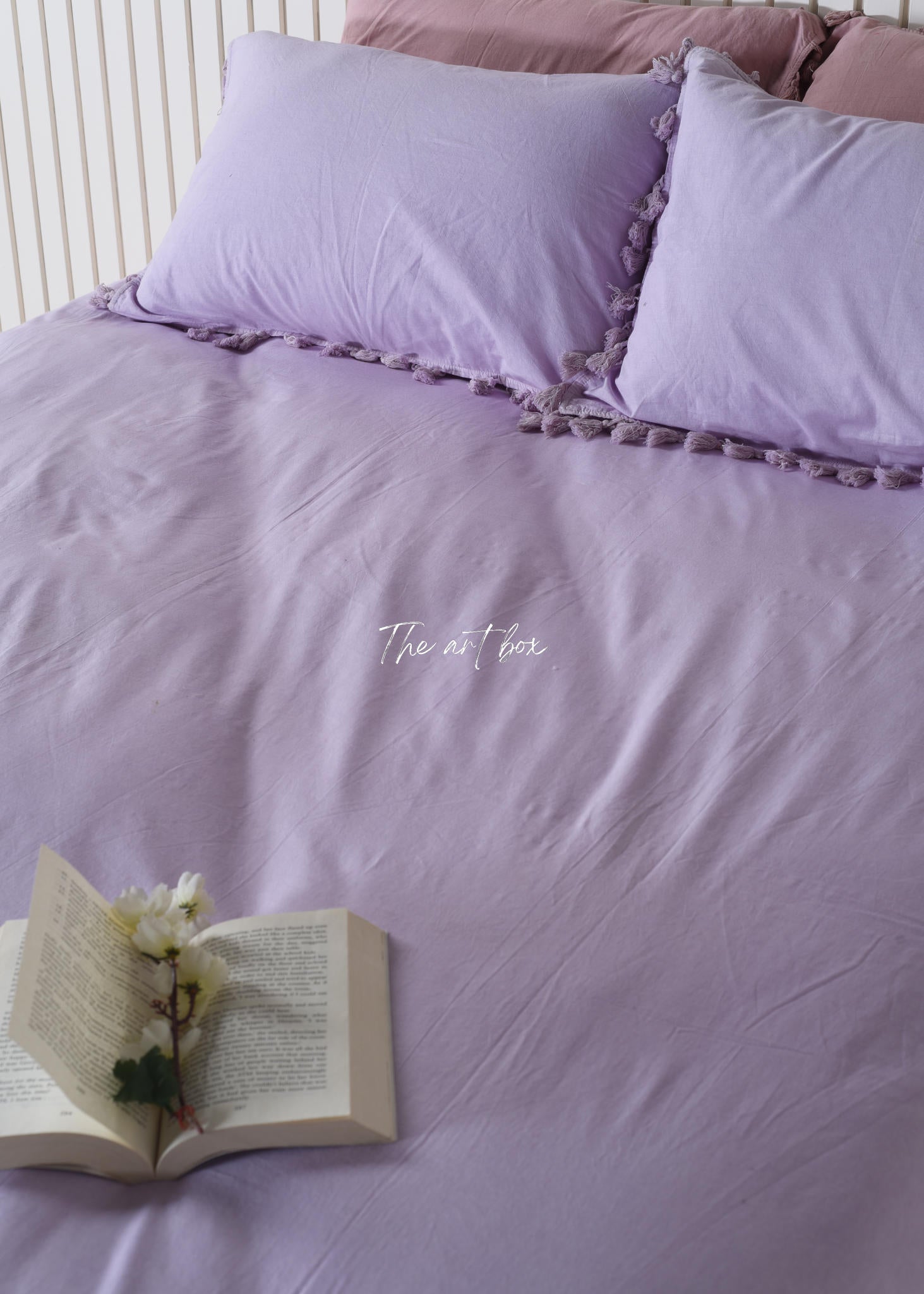 Lavender Linen Bedsheet with Pillow Covers