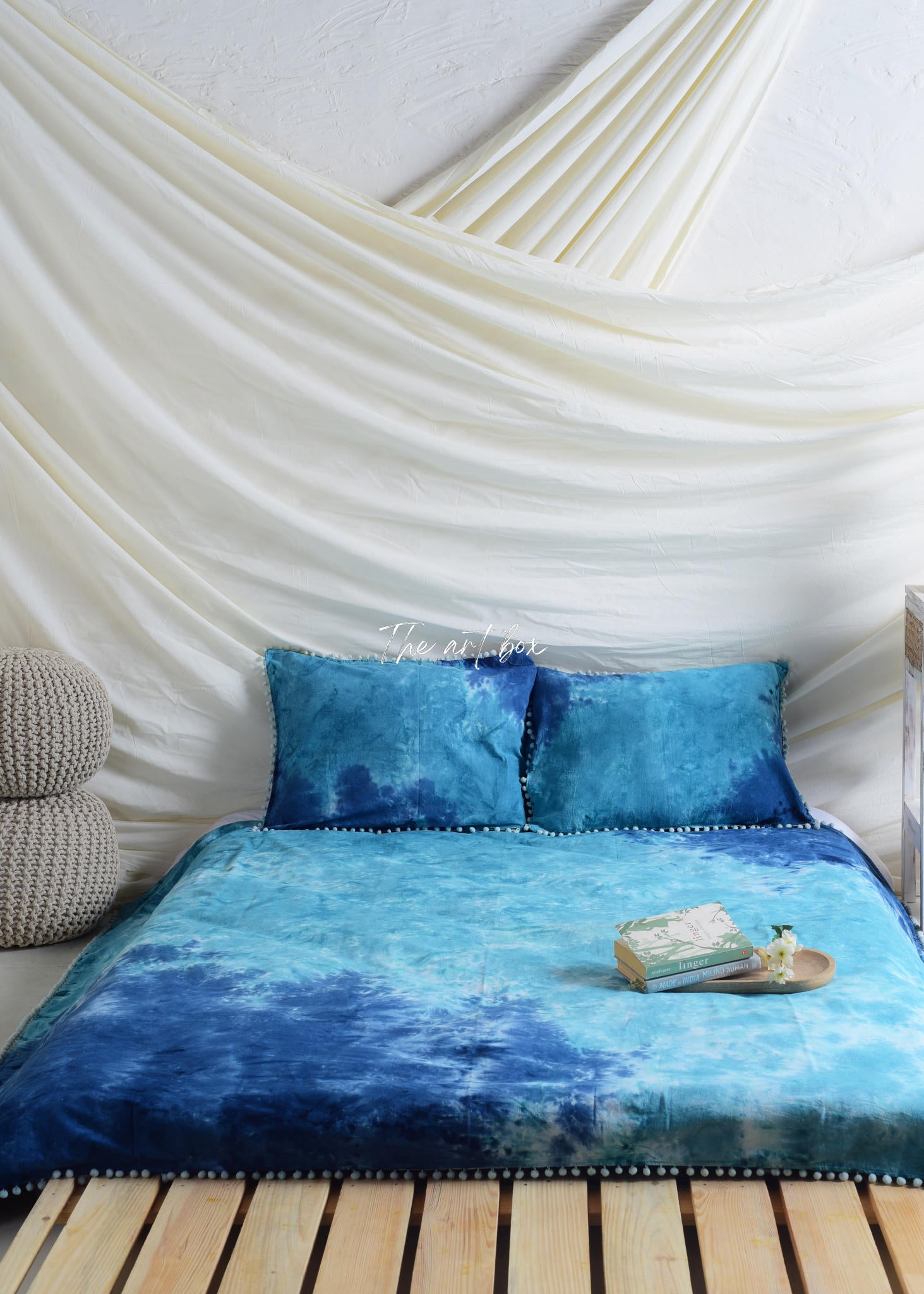 Light Blue Tie-Dye Duvet Cover with Pillow cases Set