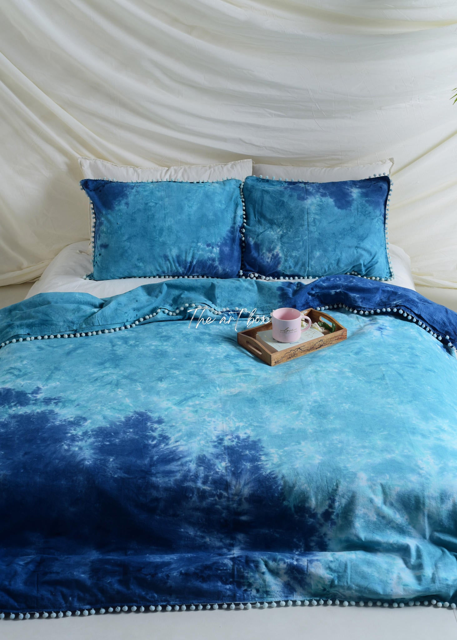 Light Blue Tie-Dye Duvet Cover with Pillow cases Set