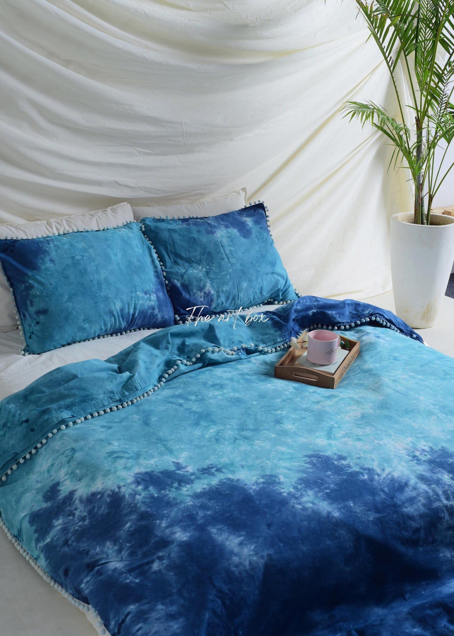 Light Blue Tie-Dye Duvet Cover with Pillow cases Set