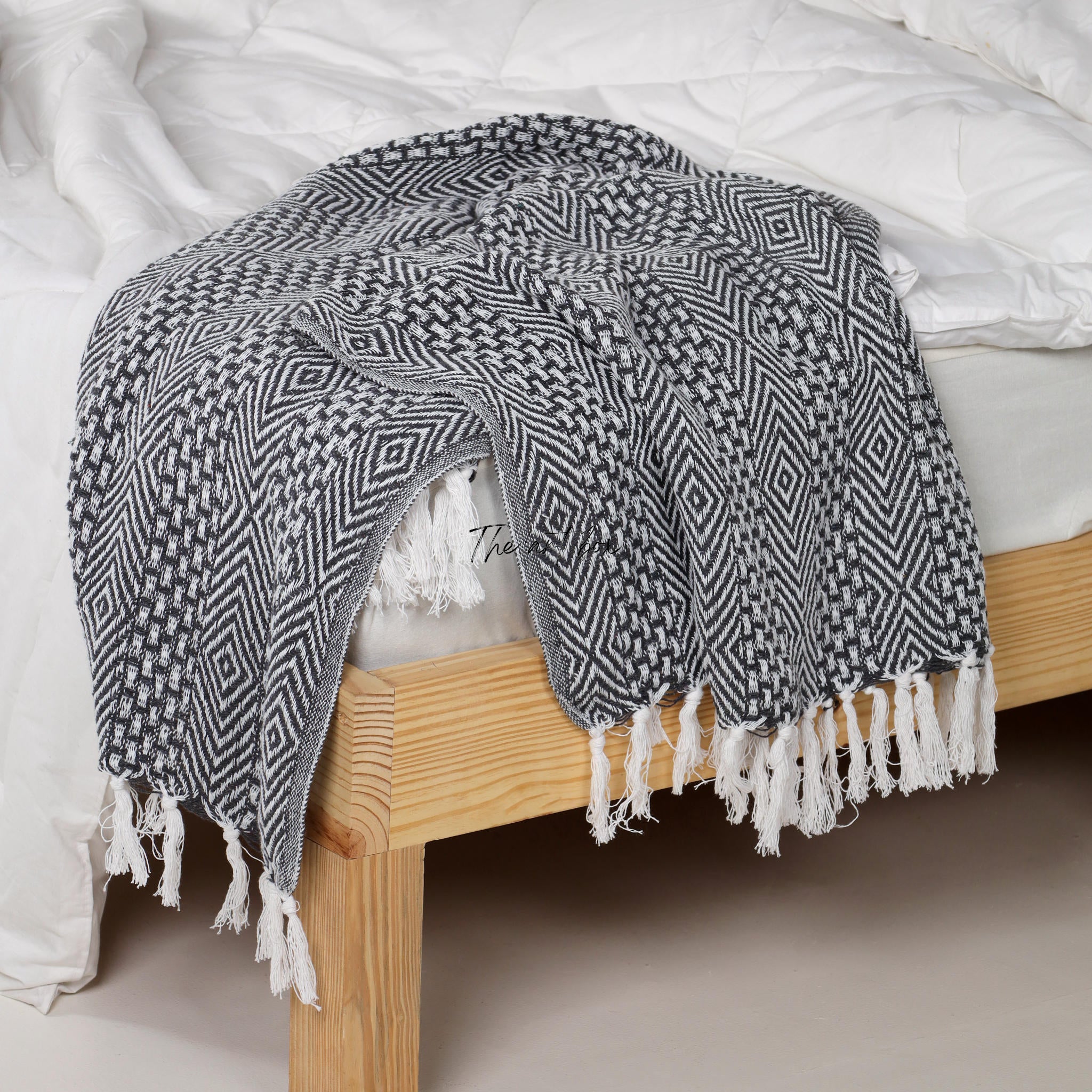 Knitted Hand Tufted Throw